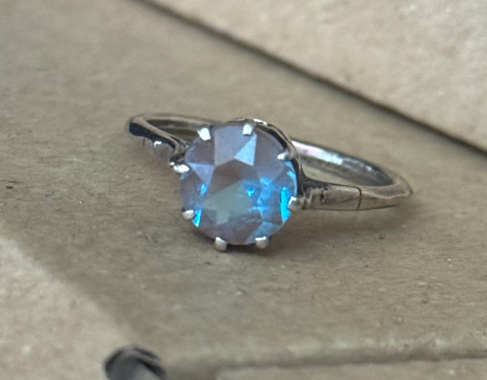 Uk size M antique 7mm saphiret ring gemstone 925 sterling silver 2 grams