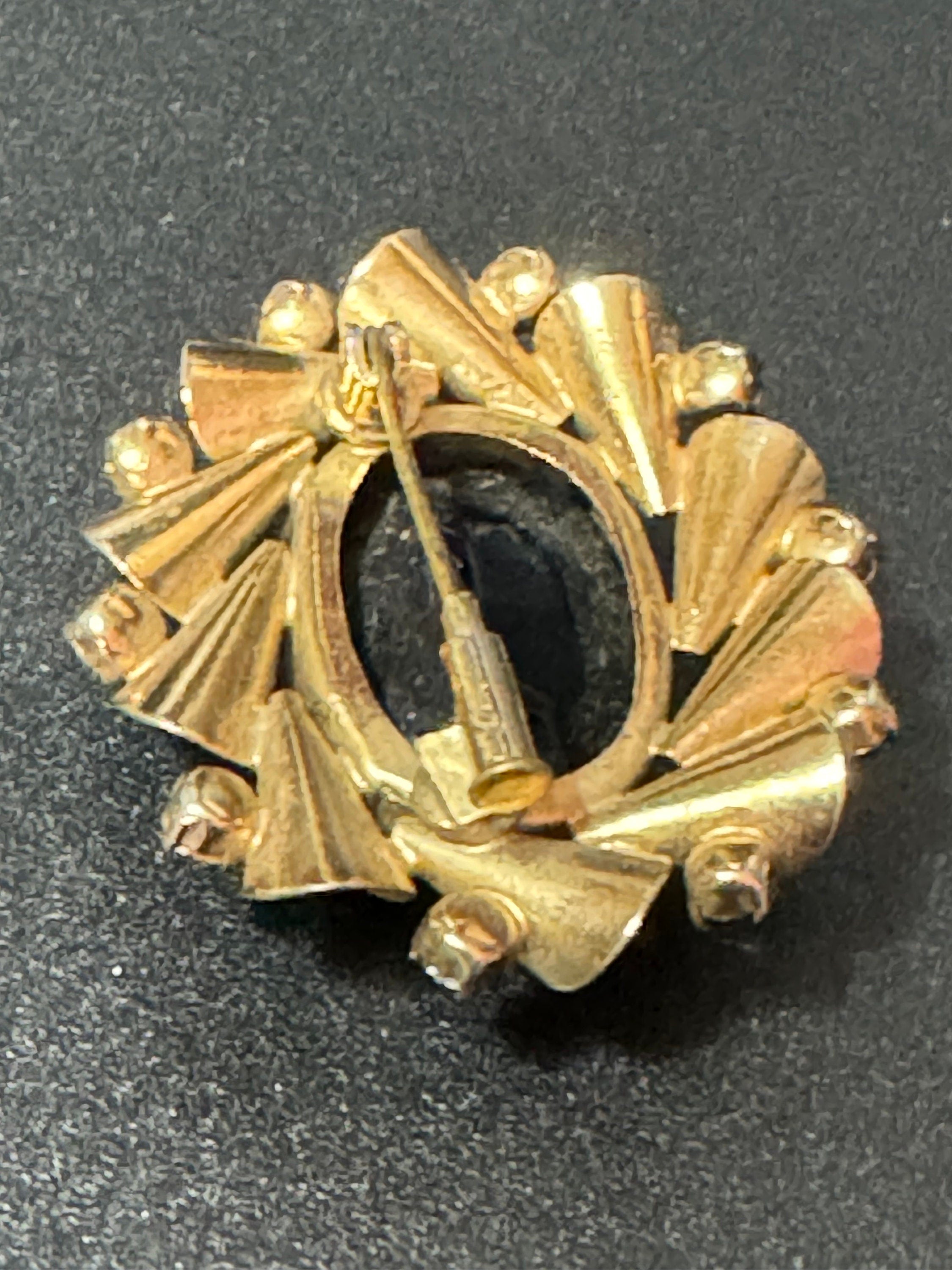 Vintage gold brass Blue sapphire Cut glass diamante Brooch something blue trombone clasp