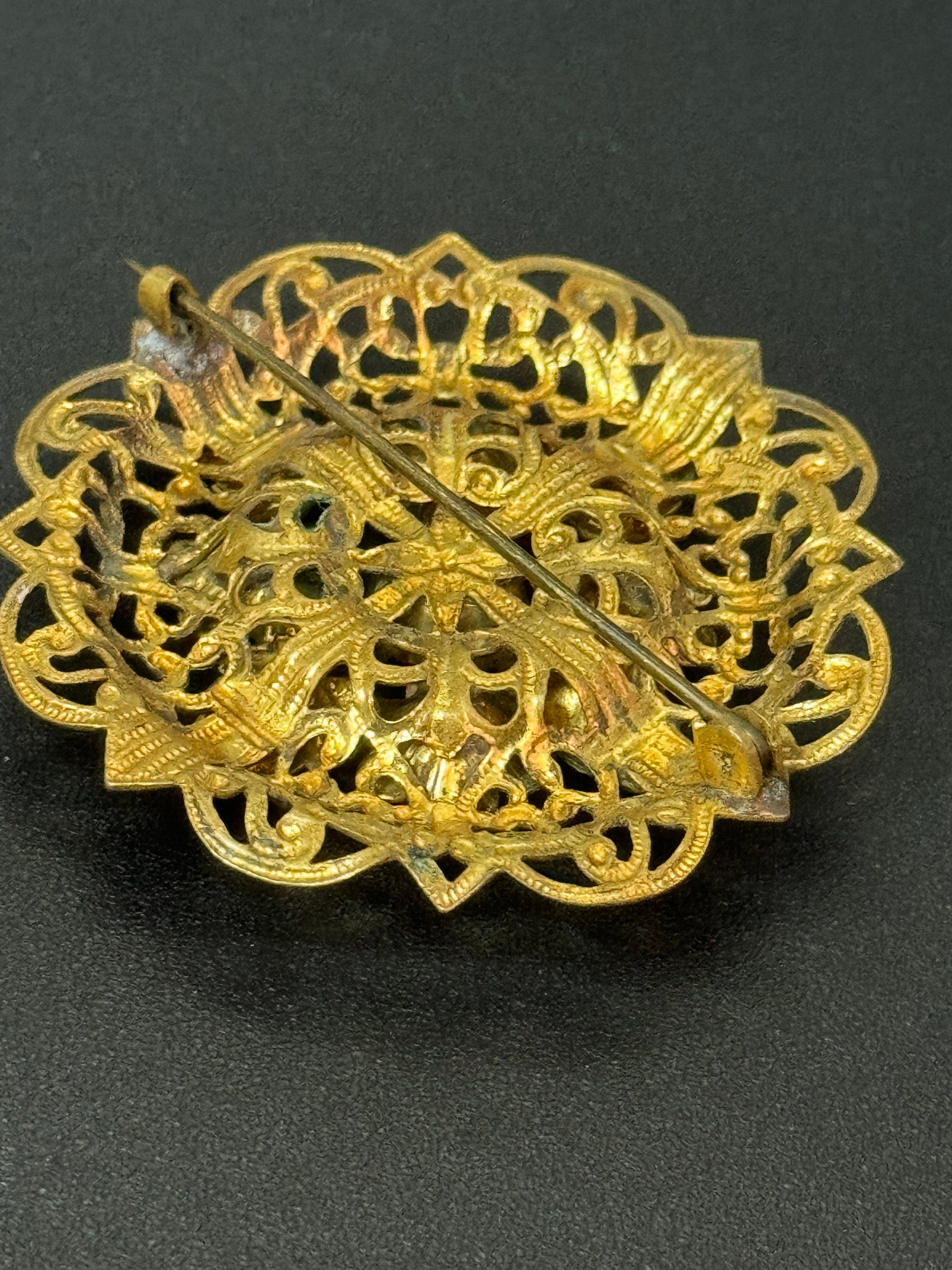 Czech Brass Filigree Brooch: Vintage Art Deco Rhinestone Paste