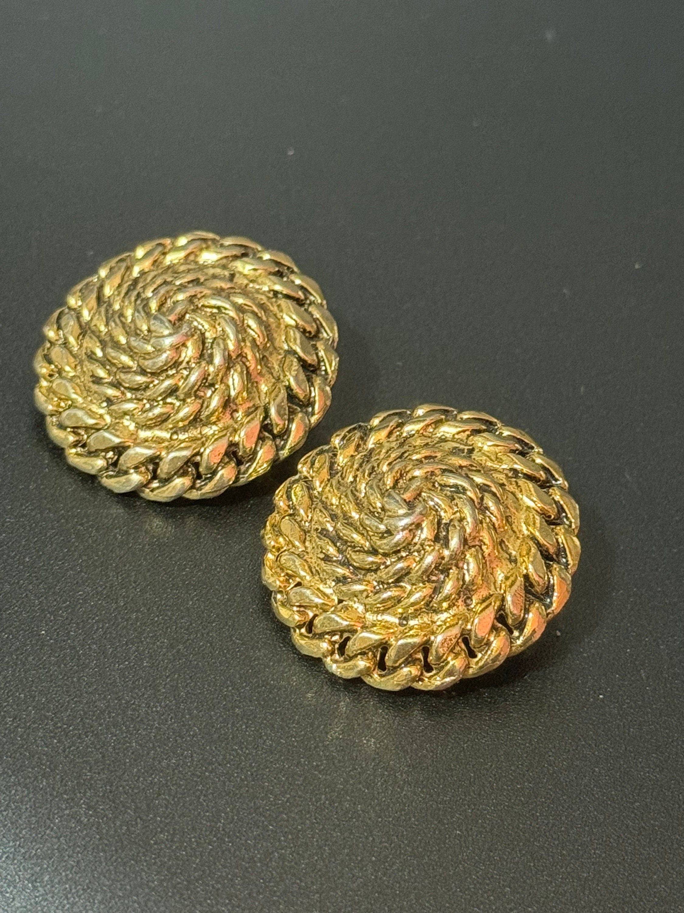 oversized rope twist domed round clip on earrings