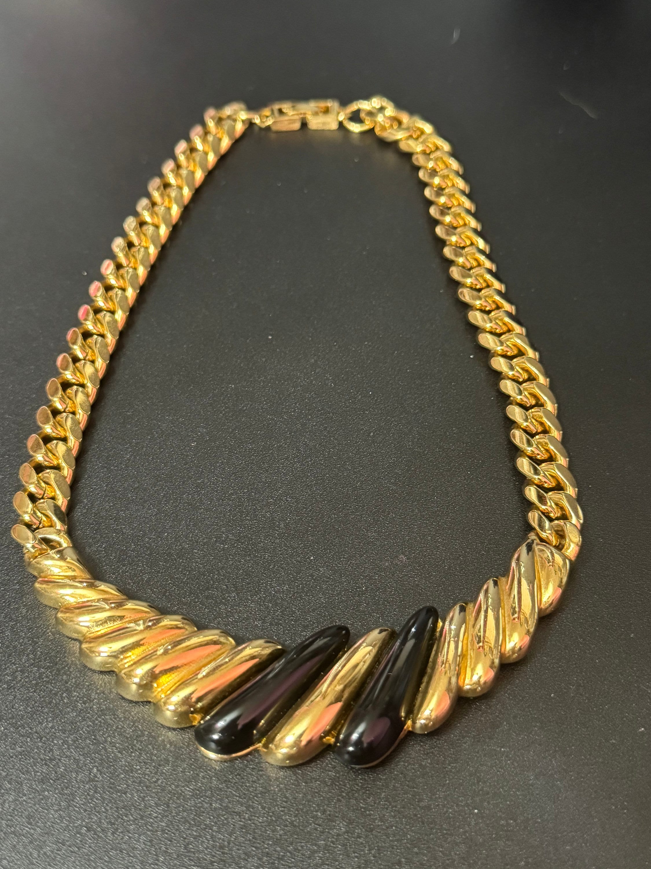 Retro gold tone and black Chunky chain necklace 41cm