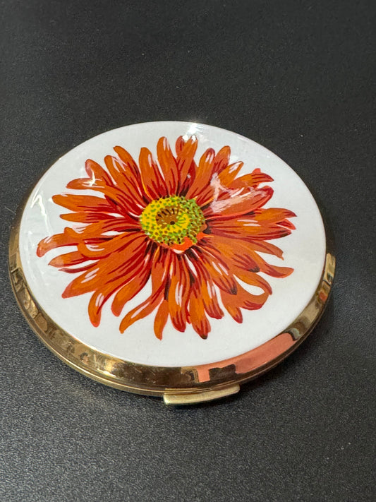 Red orange gold floral Stratton powder compact gold tone