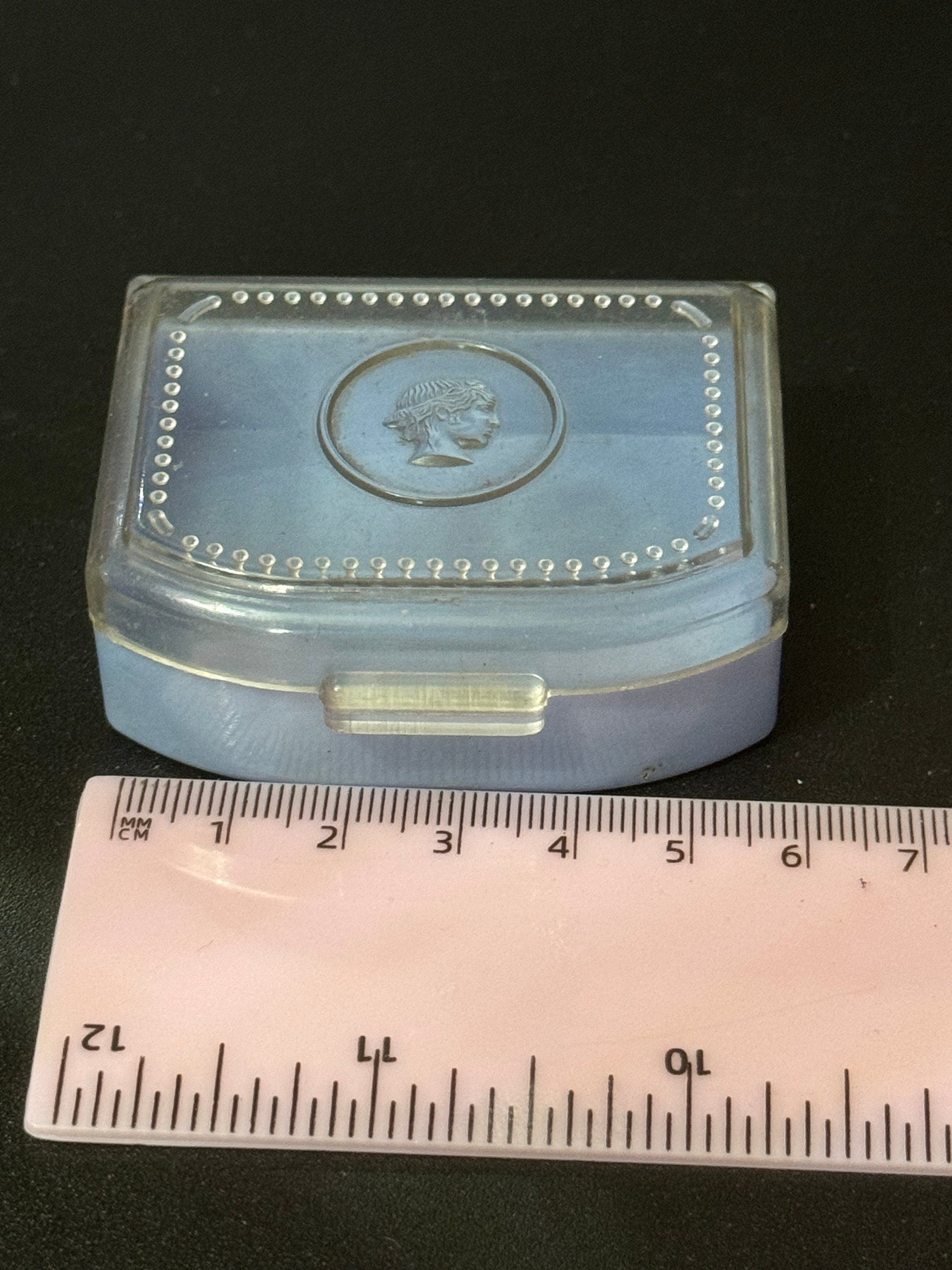 Vintage mid century early plastic blue cameo lady hinged storage box cosmetics