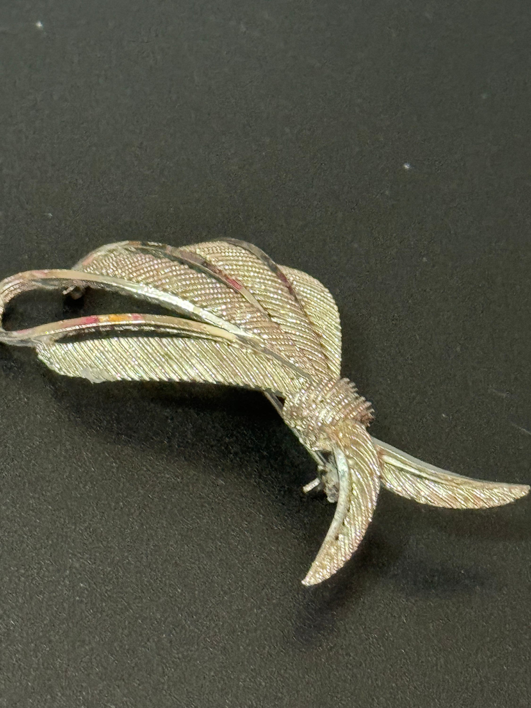 vintage modernist textured silver tone abstract brutalist brooch