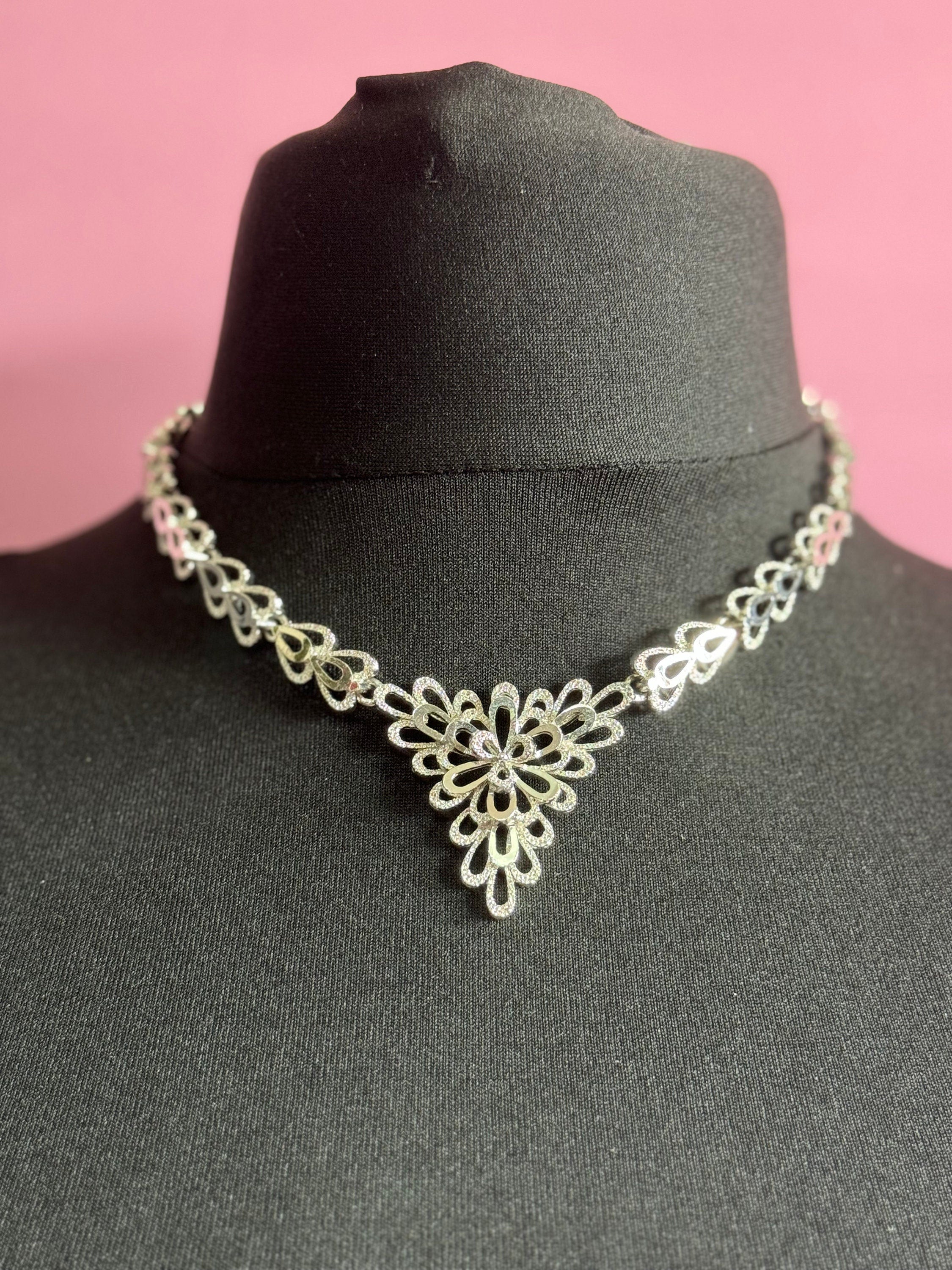 1970s silver tone brutalist modernist textured geometric 45cm drop necklace