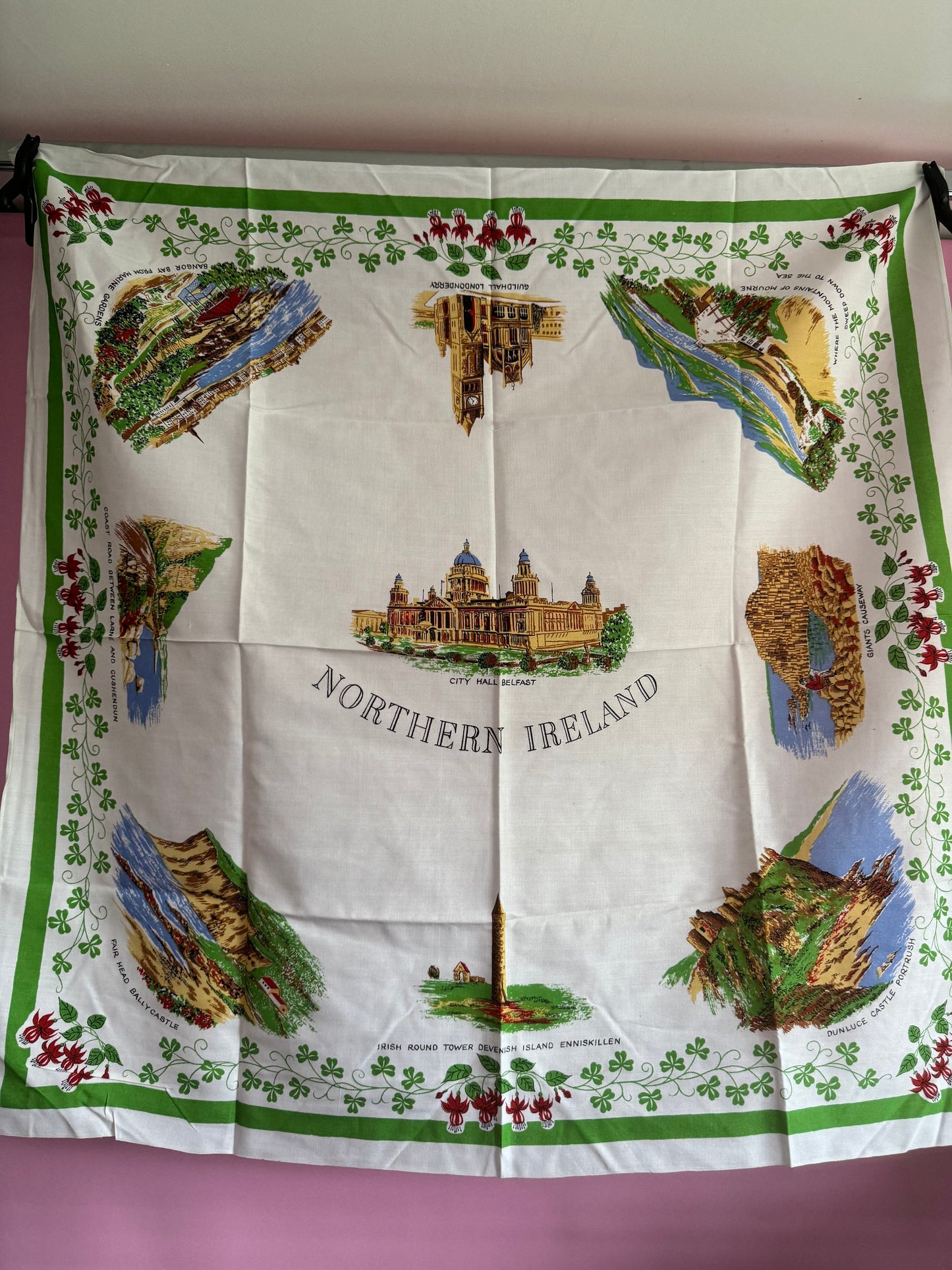 36” northern Ireland Irish Vintage printed souvenir tablecloth towns landmarks