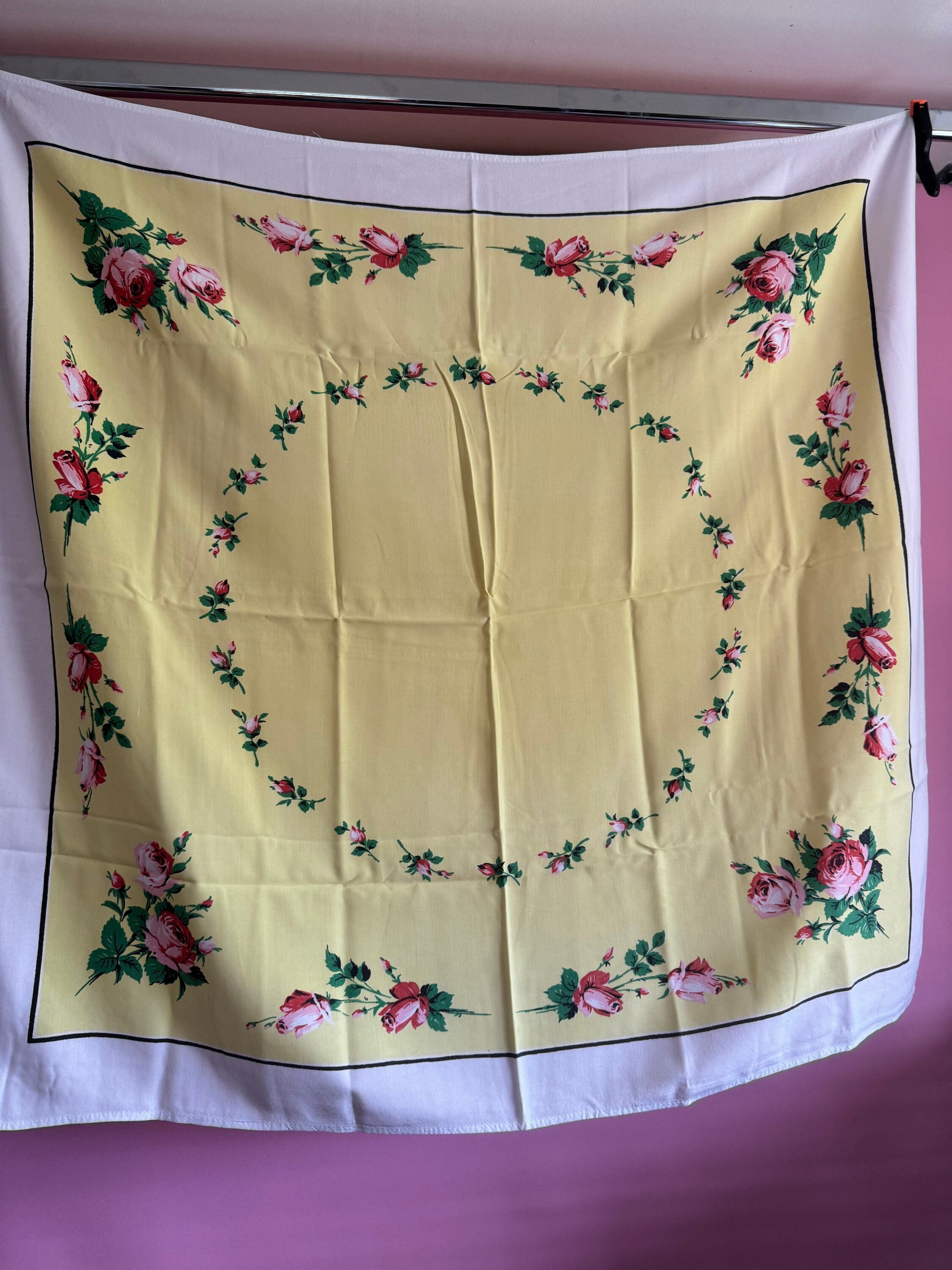 34” English roses yellow Vintage printed tablecloth for tea party