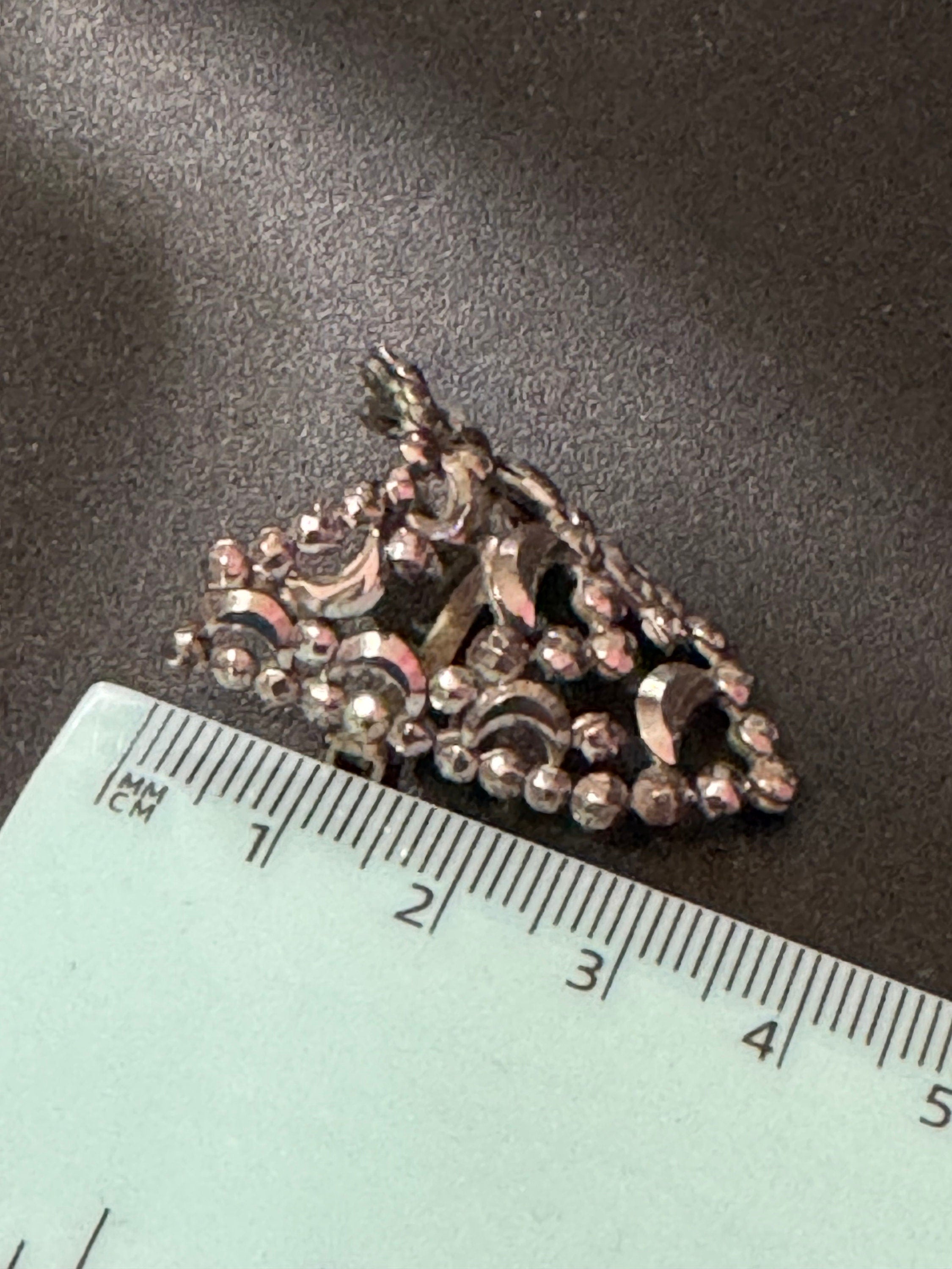 Antique Victorian Oxfordshire cut steel silver metal metal hinged Detailed Scarf Clip Ring Holder 1900s