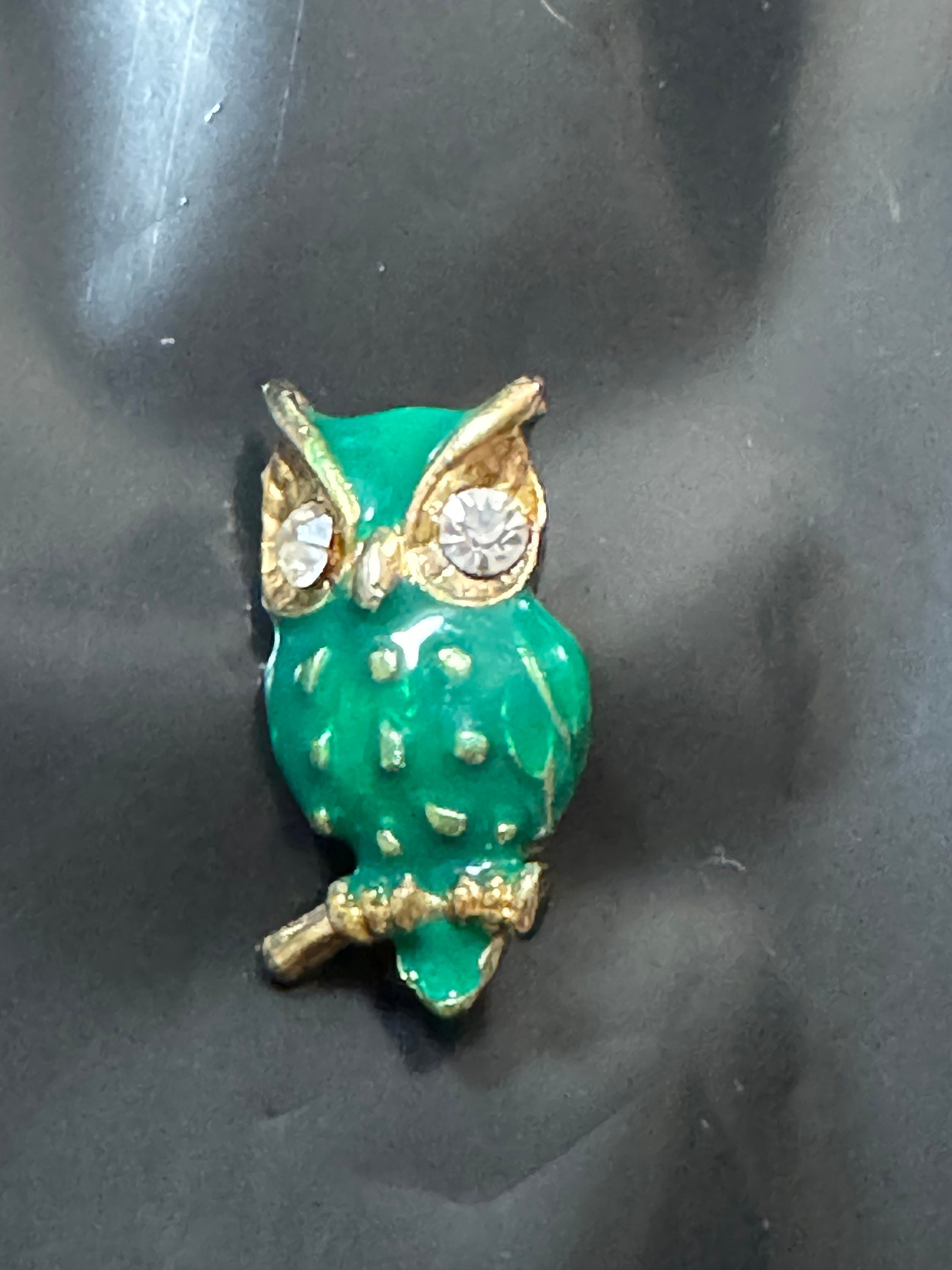 Small Retro green and blue enamel owl diamanté crystal brooch