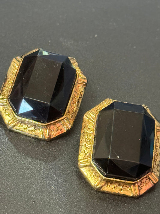 True vintage oversized 3cm Gold tone ornate octagonal black cabochon clip on earrings 1980s