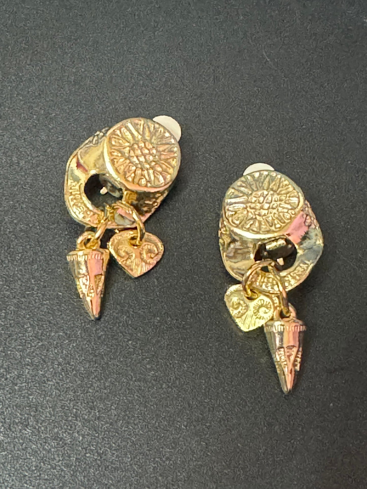 True vintage 4.5cm etruscan style Gold tone dangly charm clip on earrings 1990s