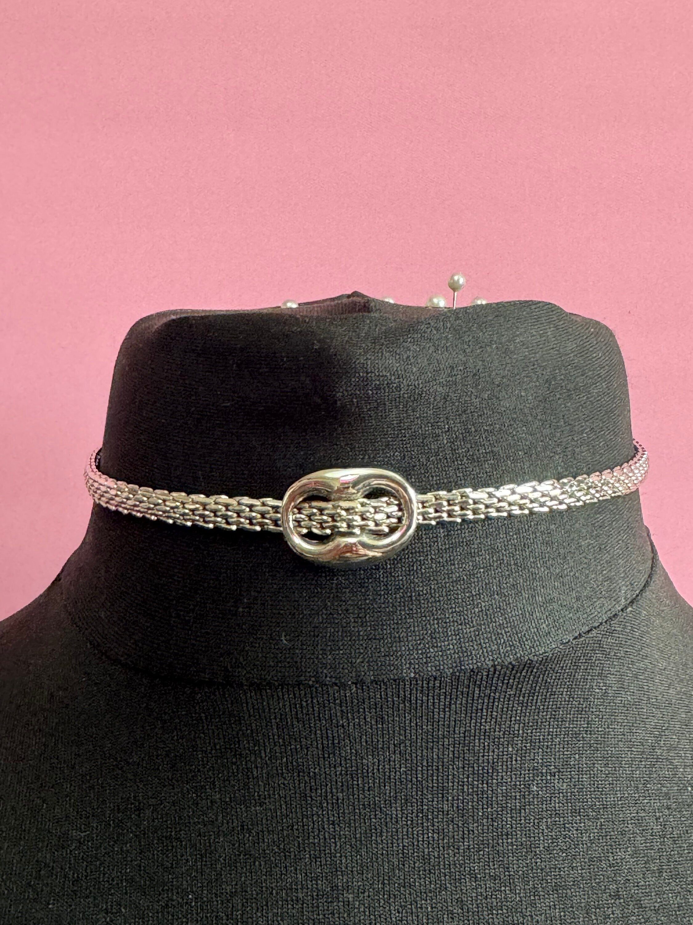 True Vintage pristine 15” 38.5cm 1970s silver mesh buckle detail choker necklace old shop stock