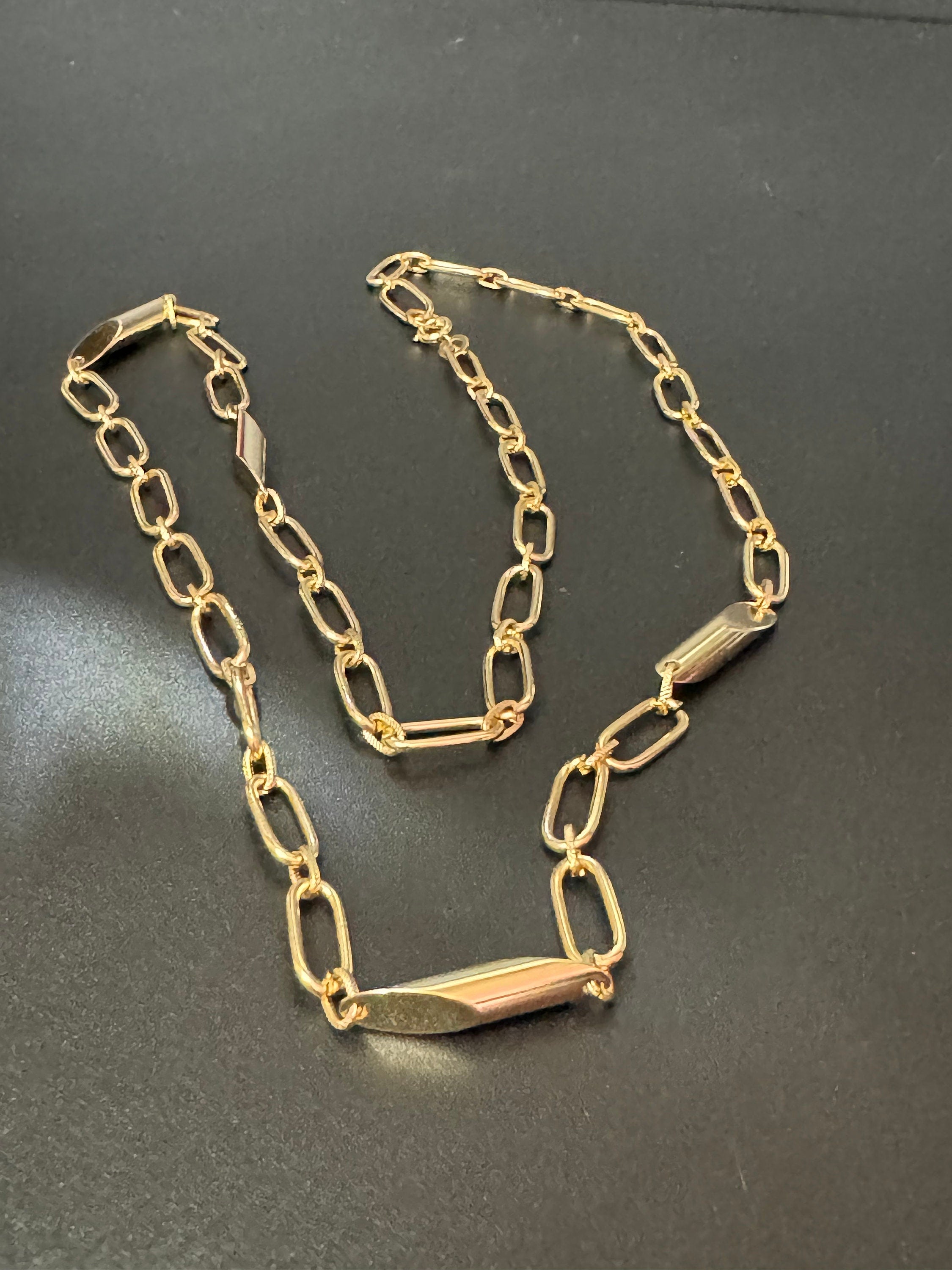 23” 76cm long 1980s gold tone fancy link station necklace for layering