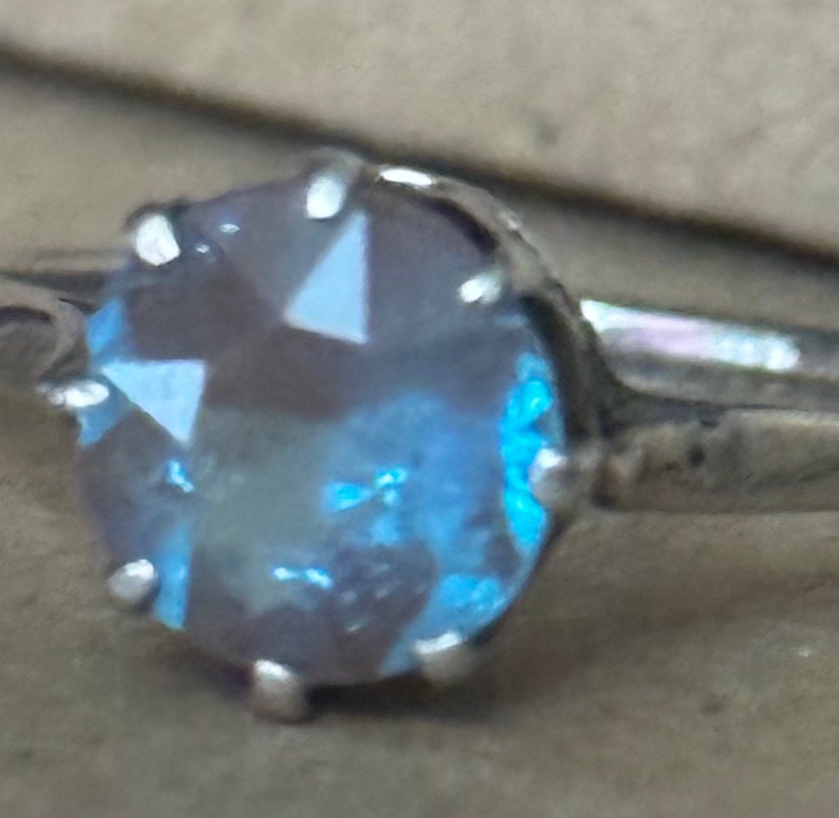 Uk size M antique 7mm saphiret ring gemstone 925 sterling silver 2 grams