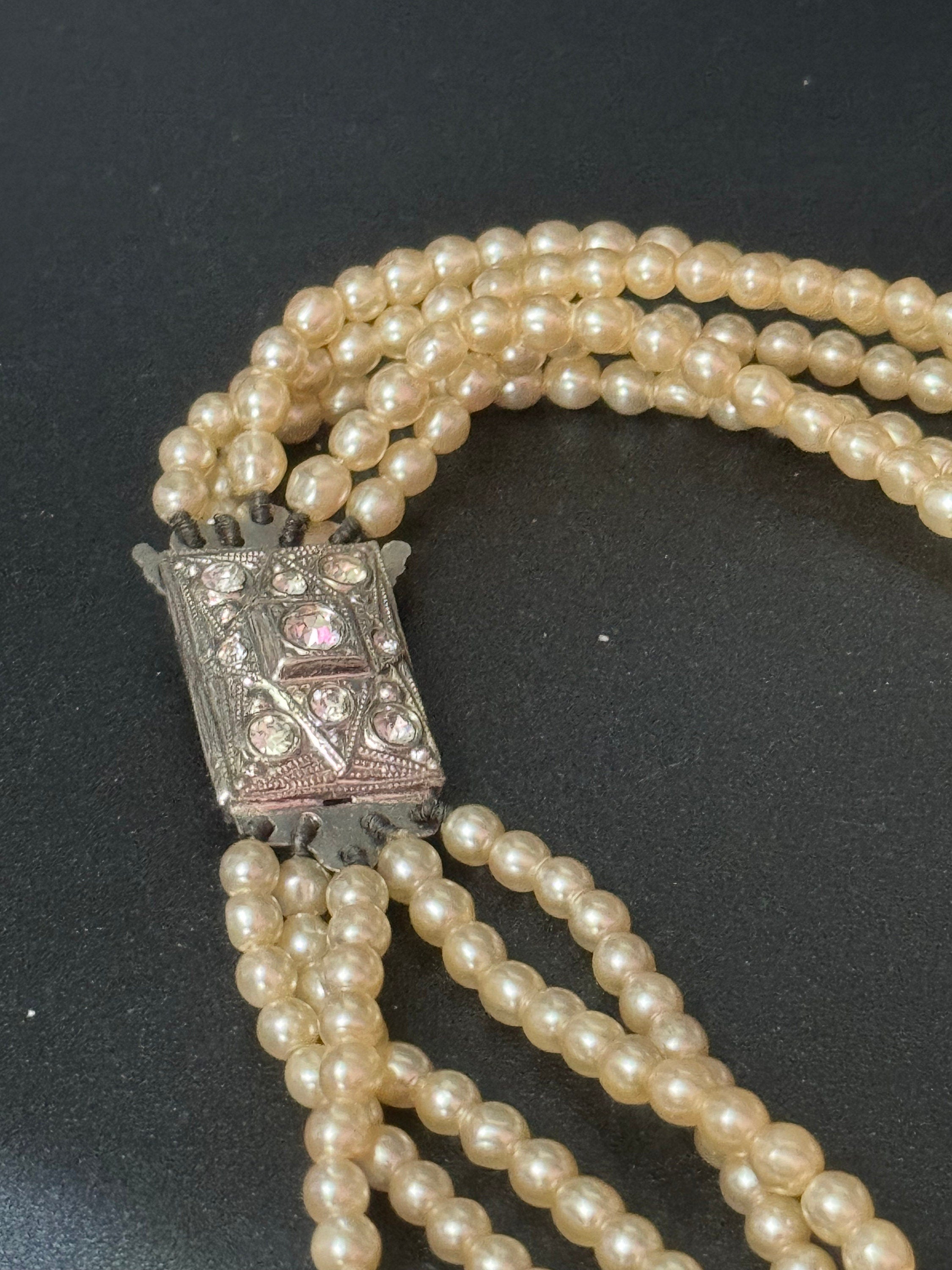 Petite 39cm slim neck Vintage 5 strand row faux glass pearl choker necklace