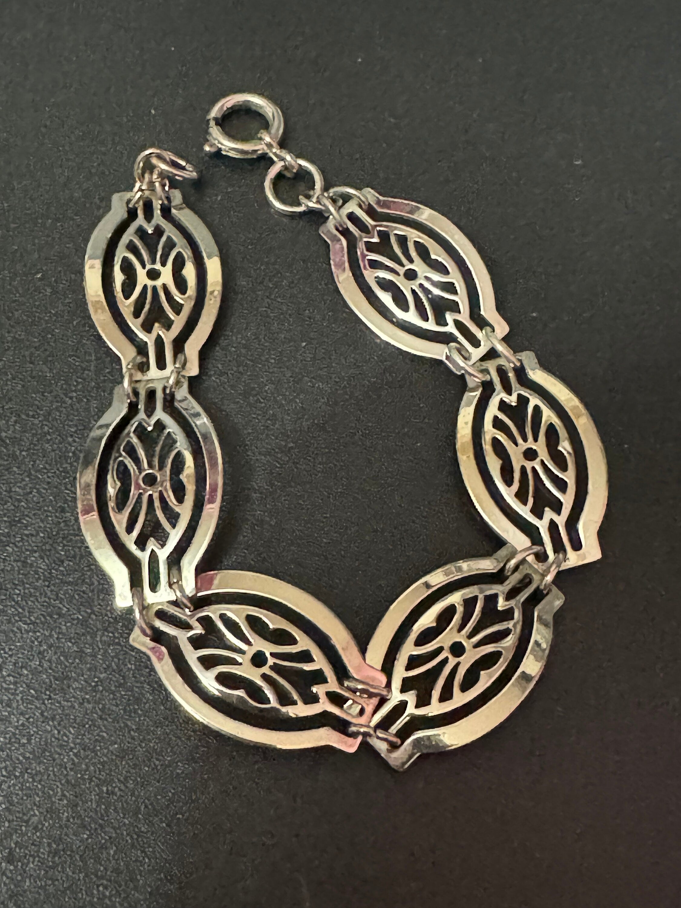 Silver tone fine Open work panel link bracelet 18cm