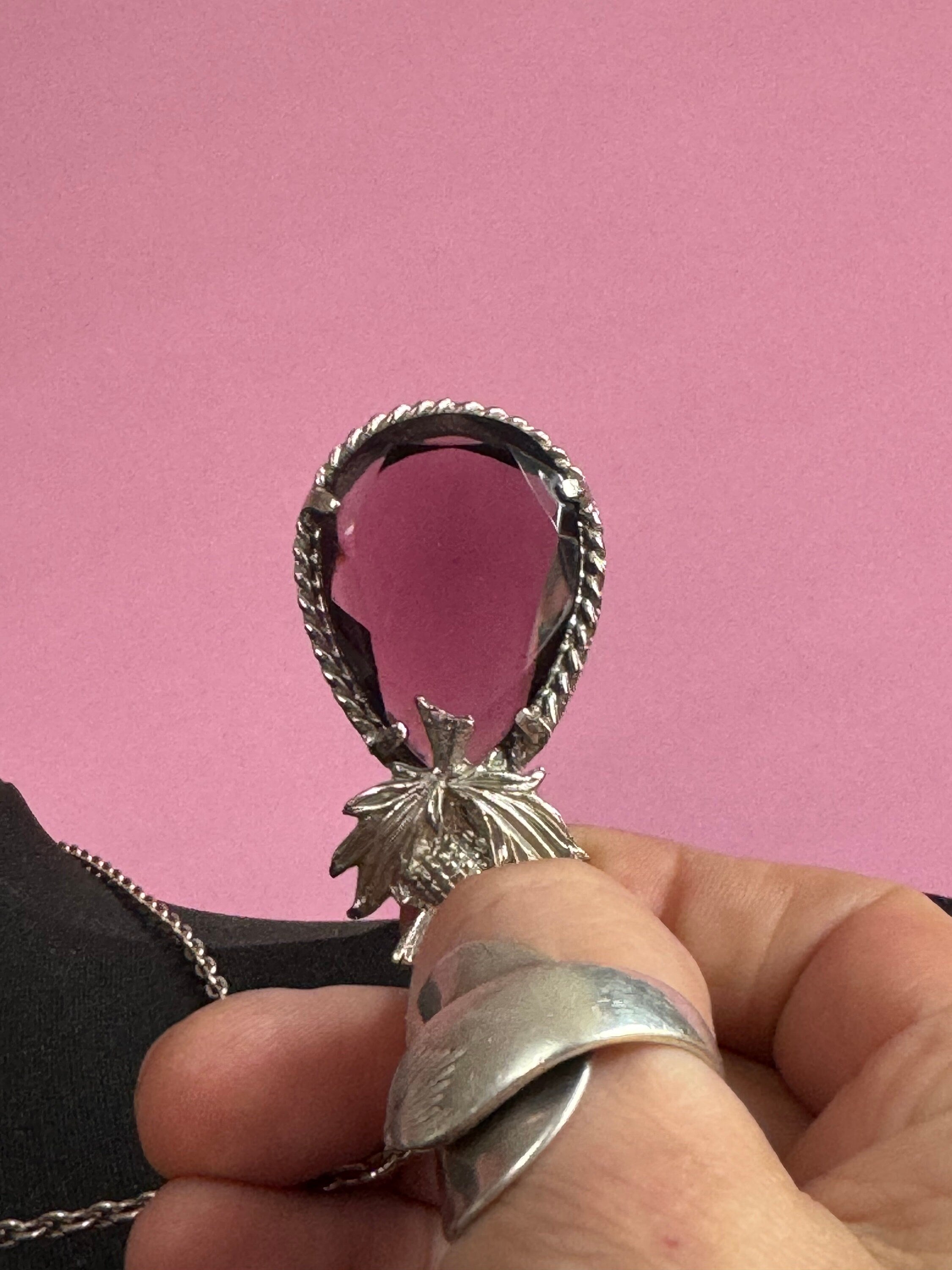 Vintage Scottish thistle large silver tone teardrop purple amethyst glass 1970s pendant necklace