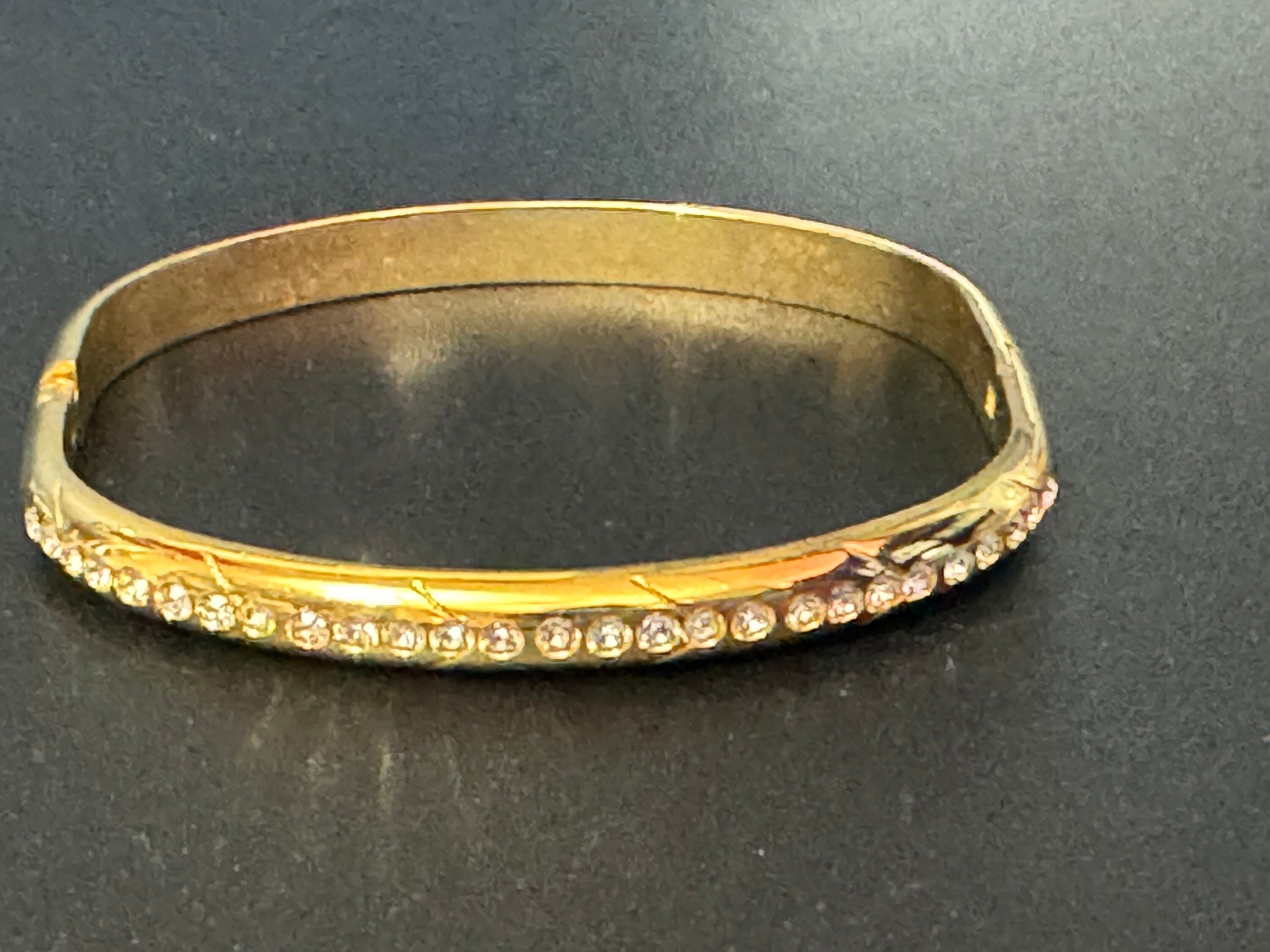 Retro high end squared clear diamanté crystal hinged clamper bangle