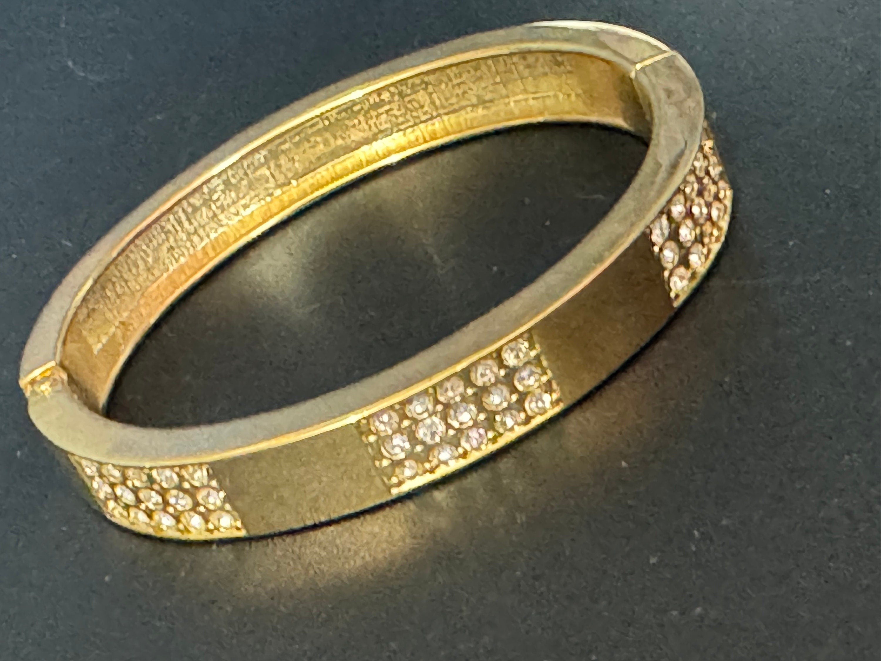 Retro high end squared clear diamanté crystal hinged clamper bangle