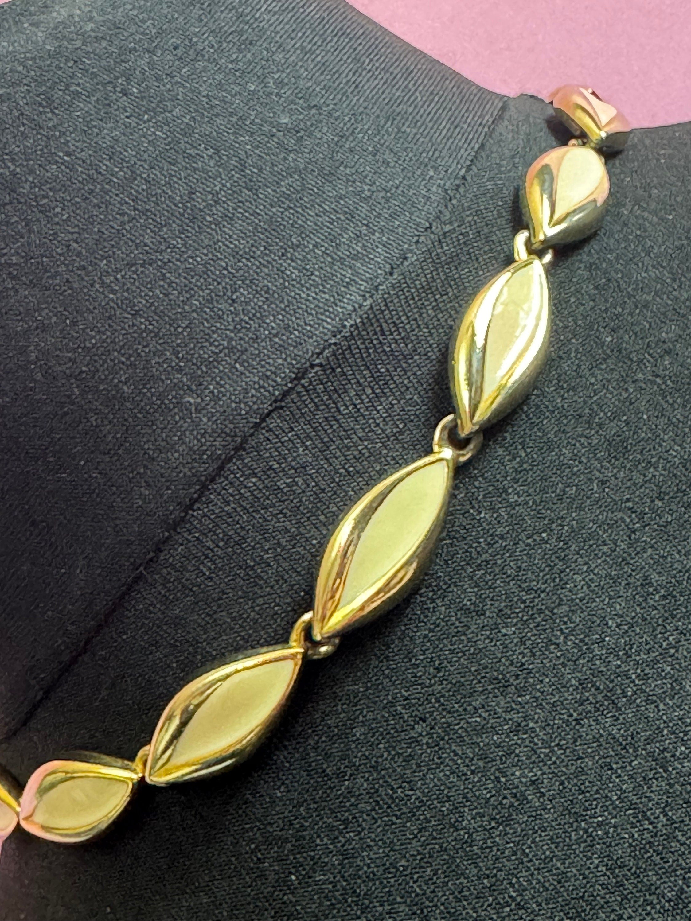 Vintage heavy gold tone and cream enamel panel link choker necklace 43cm