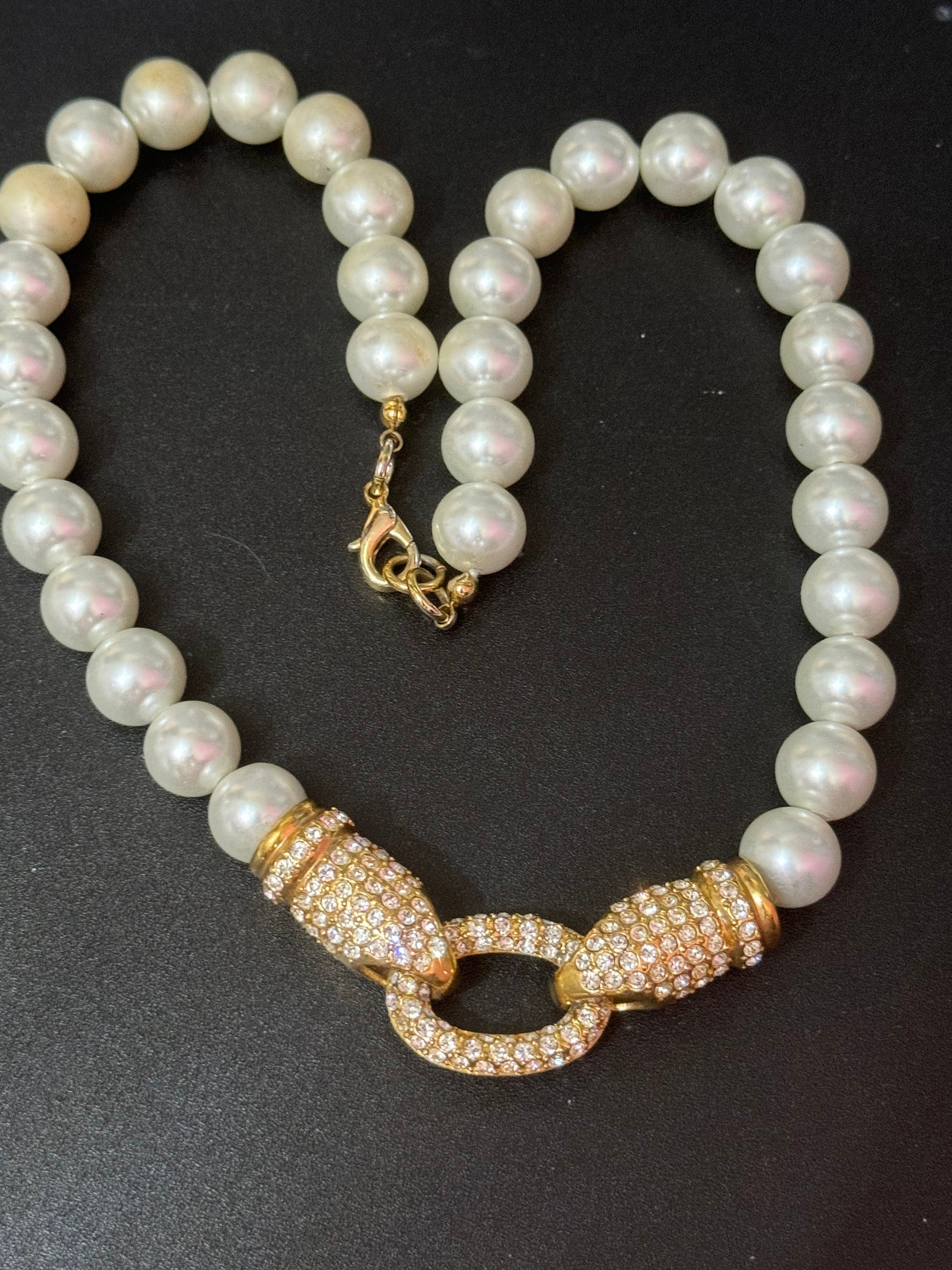 retro chunky faux 1cm glass Pearl necklace with diamanté detail 48cm