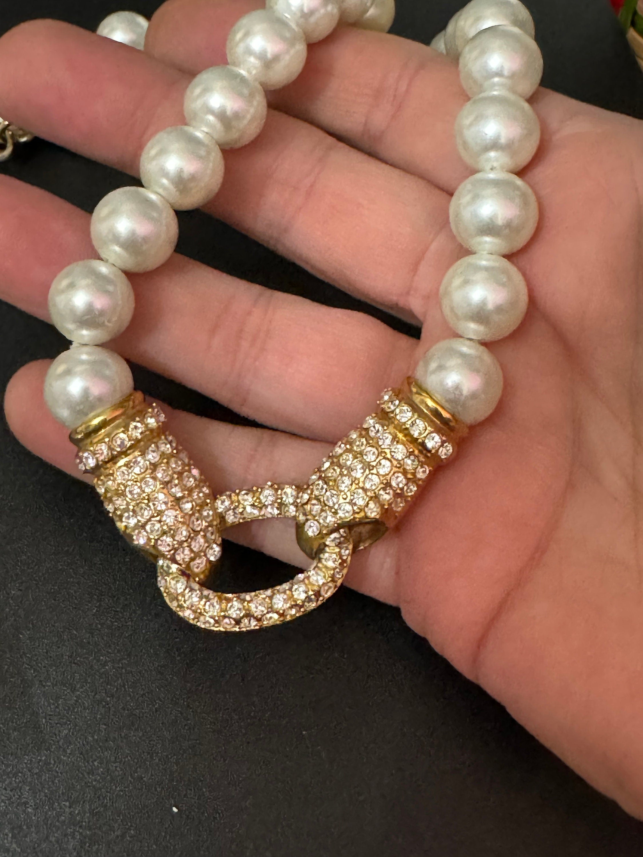 retro chunky faux 1cm glass Pearl necklace with diamanté detail 48cm