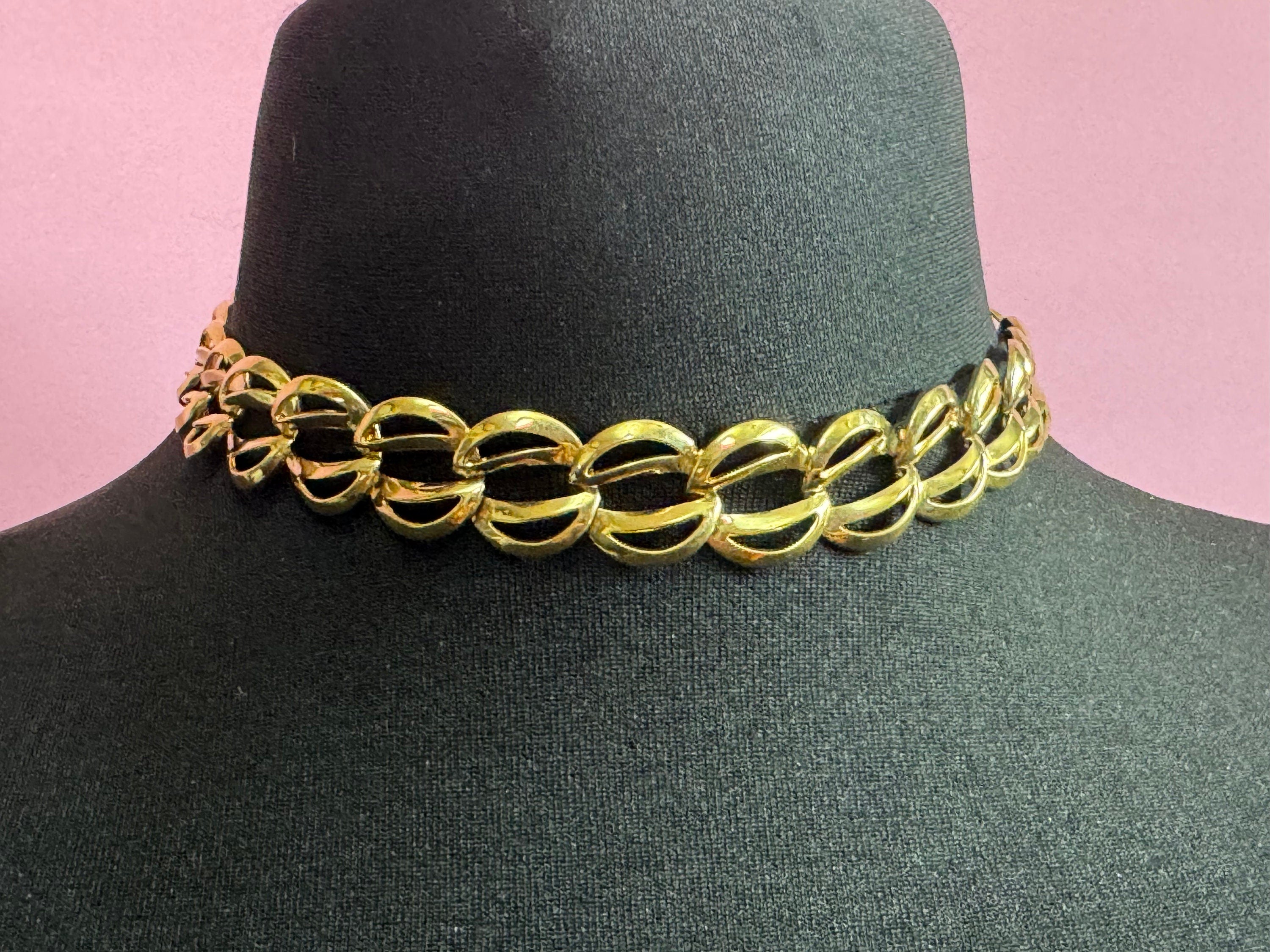 Signed Napier Vintage gold wide Cable link wide choker collar necklace