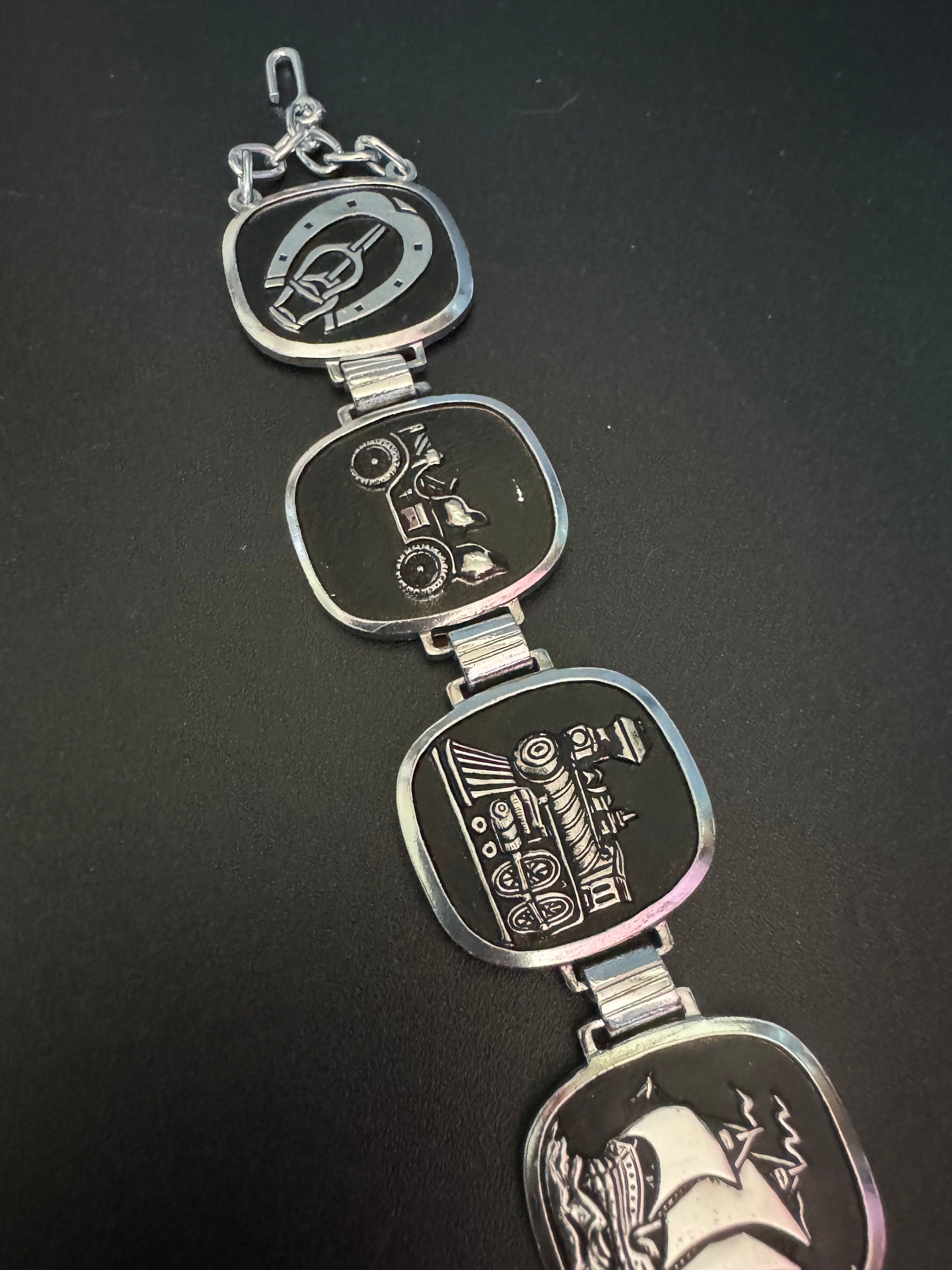 Vintage Silver Tone Black enamel Souvenir tourist panel link bracelet lightweight aluminium  travel cards horses