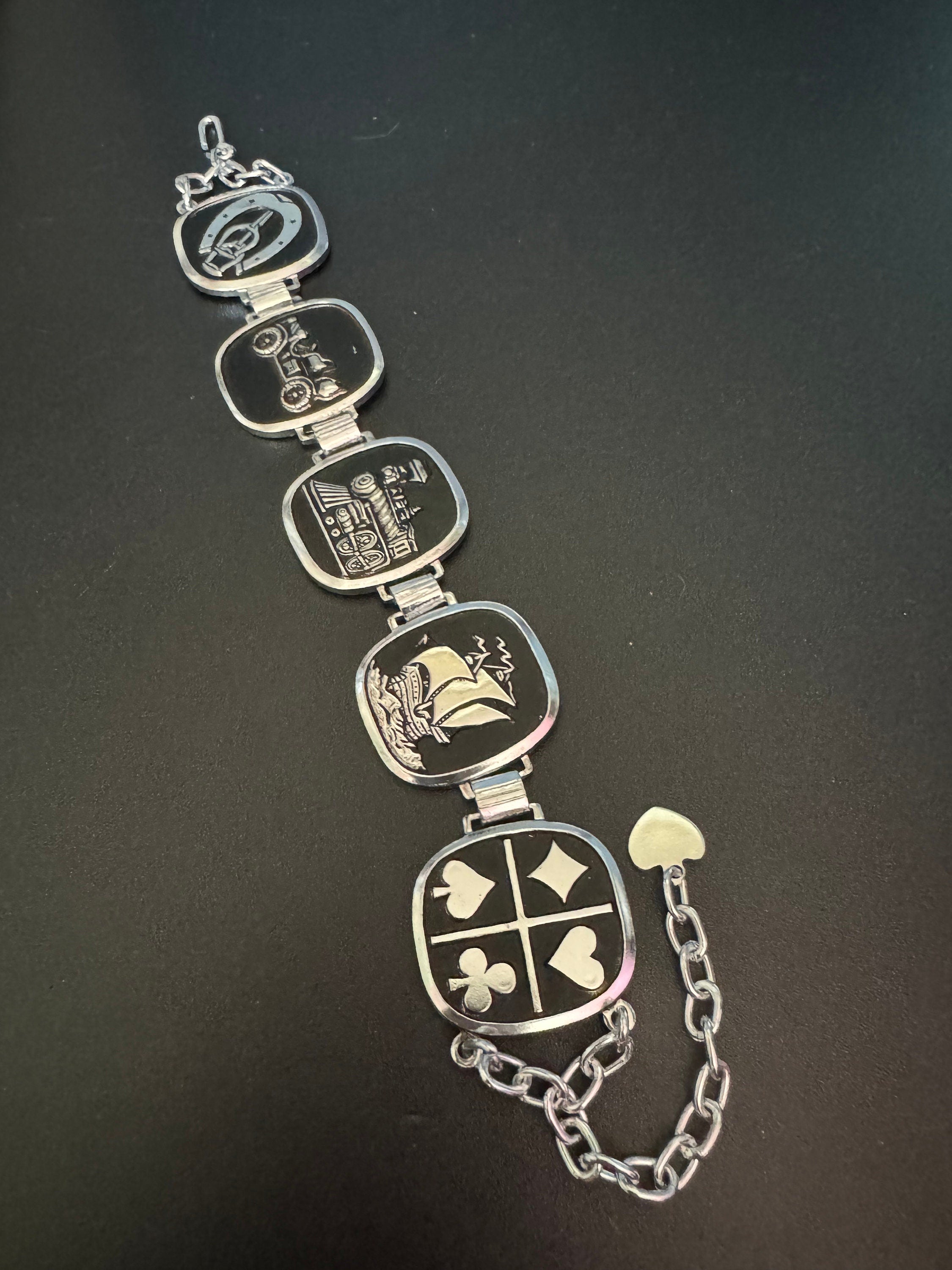Vintage Silver Tone Black enamel Souvenir tourist panel link bracelet lightweight aluminium  travel cards horses
