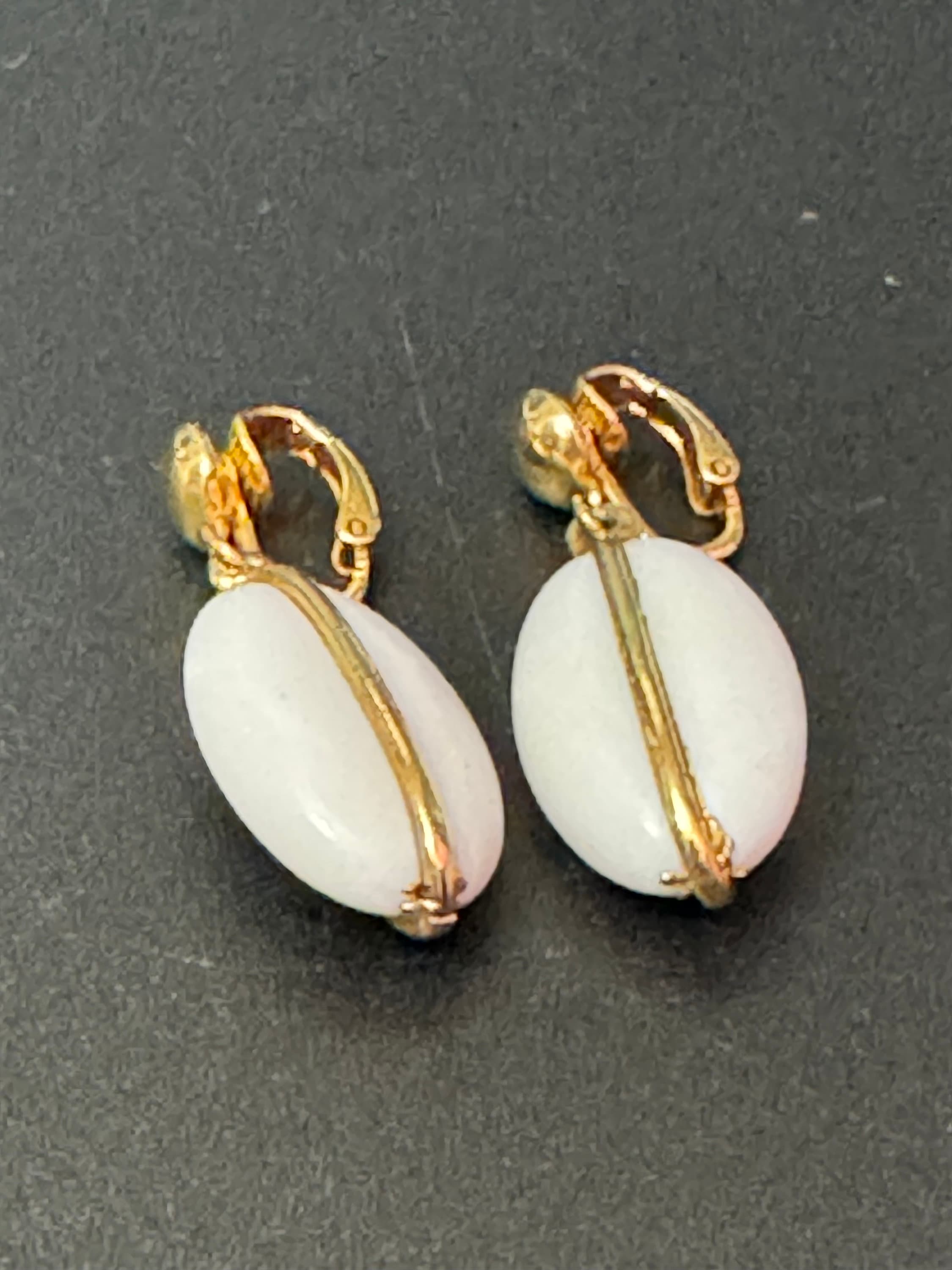 Vintage white milk glass floral oval beaded Clip On drop Earrings 1940s 1950s