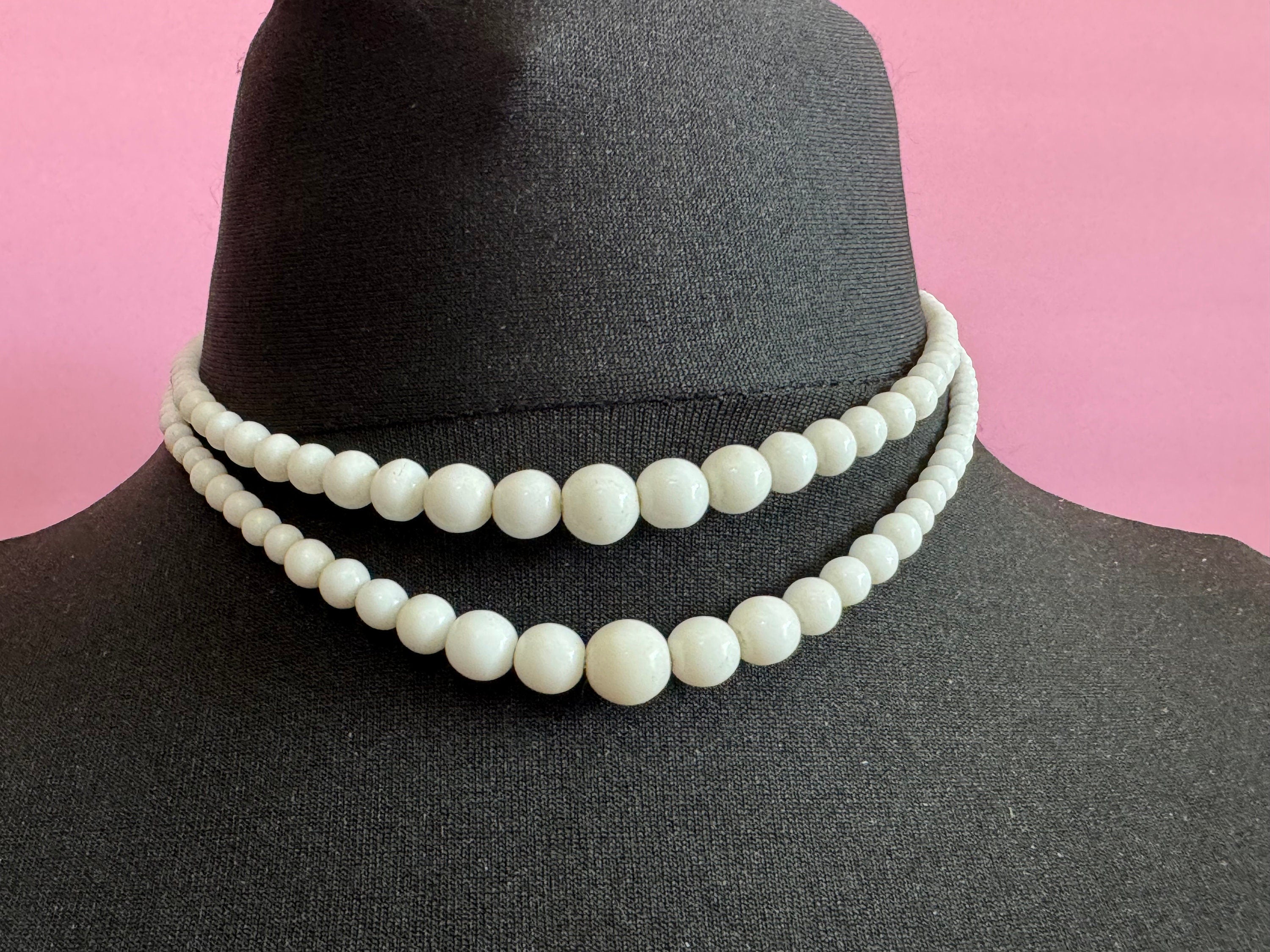 vintage white Milk glass round knotted double strand 2 row beaded necklace