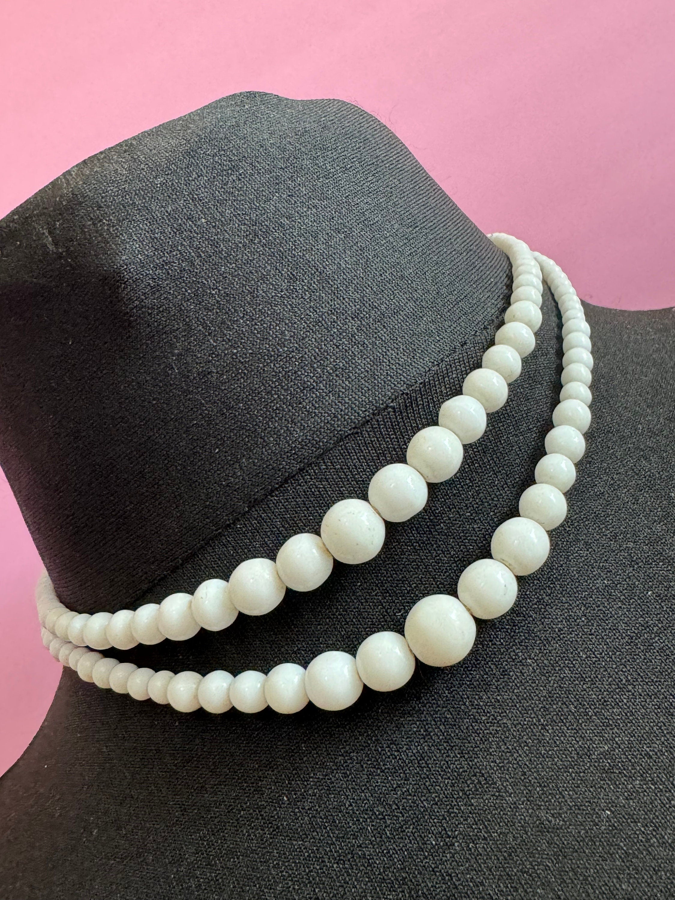 vintage white Milk glass round knotted double strand 2 row beaded necklace