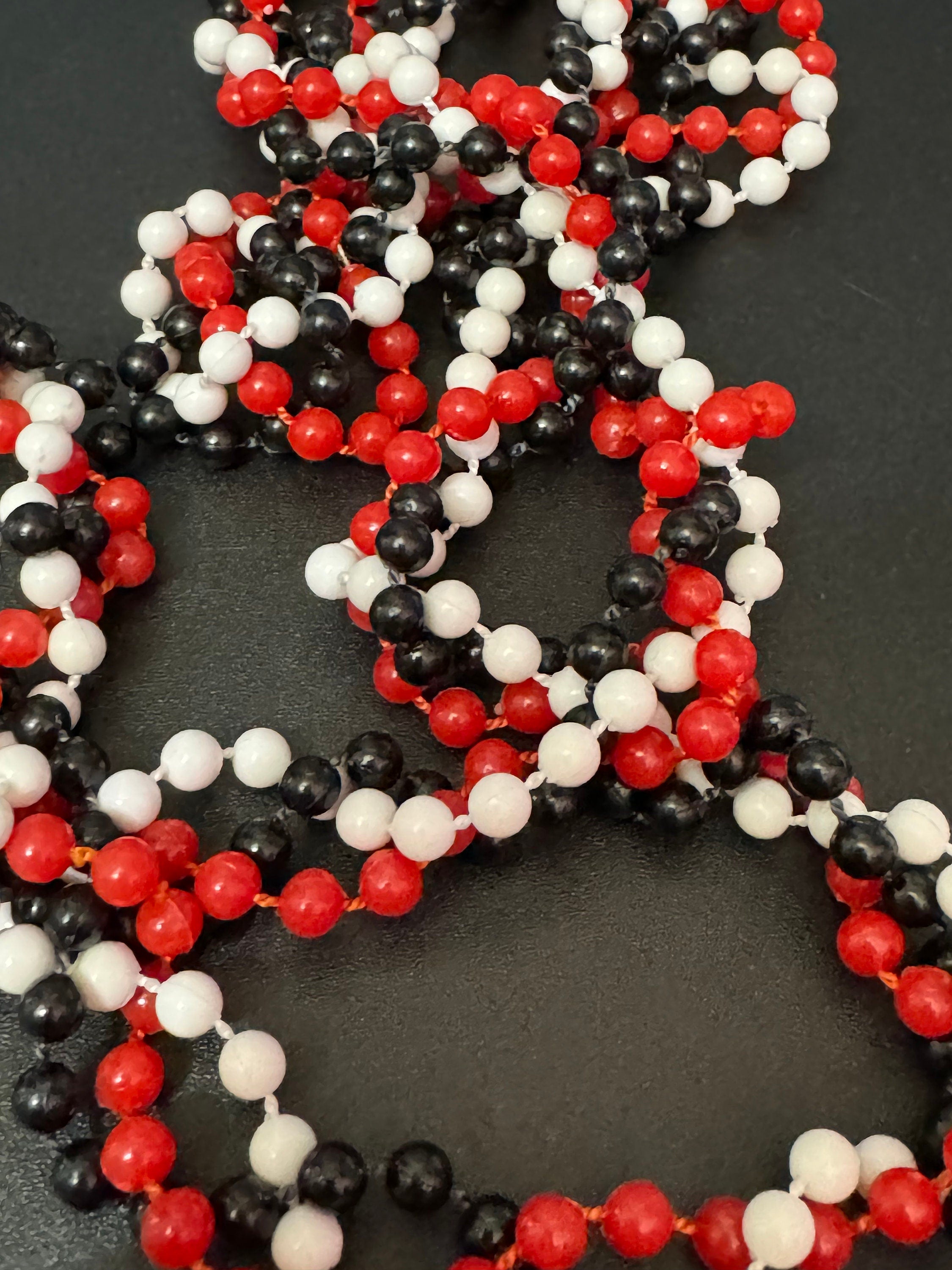 Retro black red and white long length plastic beaded Multistrand necklace