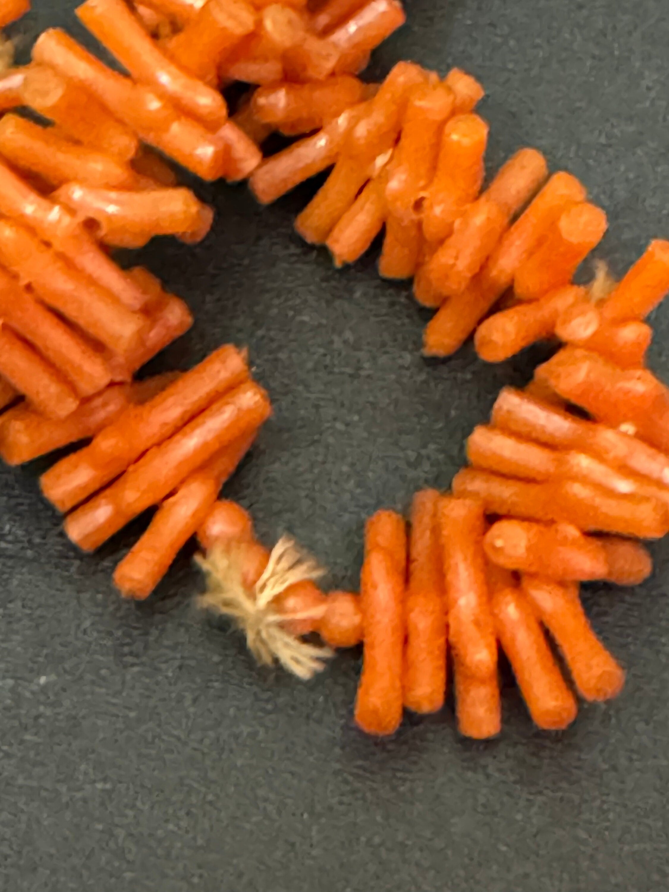 Vintage Stick Branch pale salmon pink Orange FAUX Coral plastic necklace 100cm
