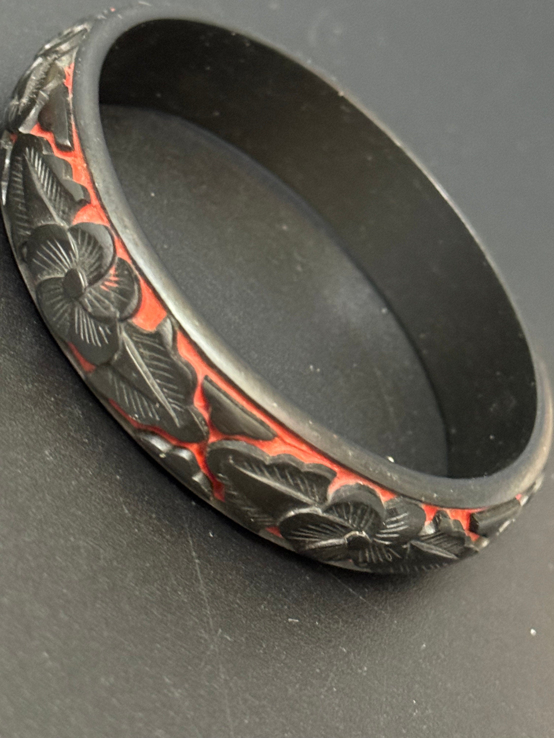 Cinnabar bracelet Art Deco Antique Vintage Early Plastic Celluloid Carved Bangle black and red