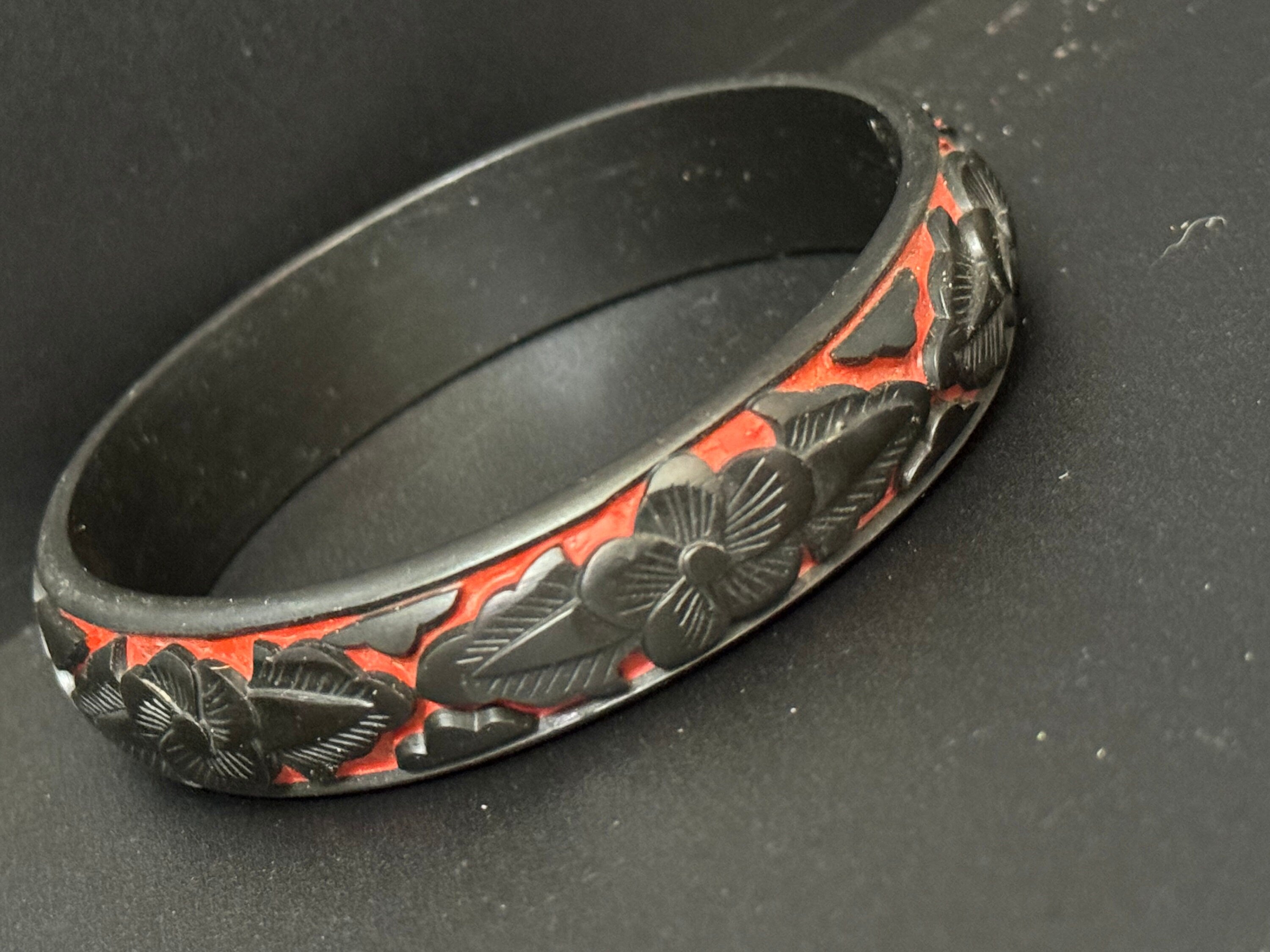Cinnabar bracelet Art Deco Antique Vintage Early Plastic Celluloid Carved Bangle black and red