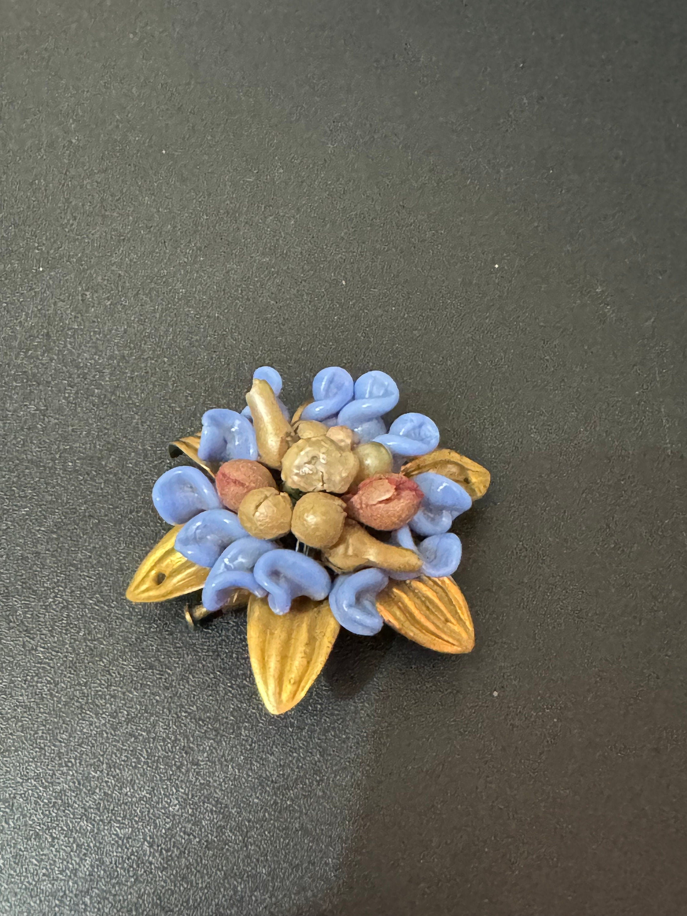 Vintage kitsch cornflower blue floral brooch 1930s