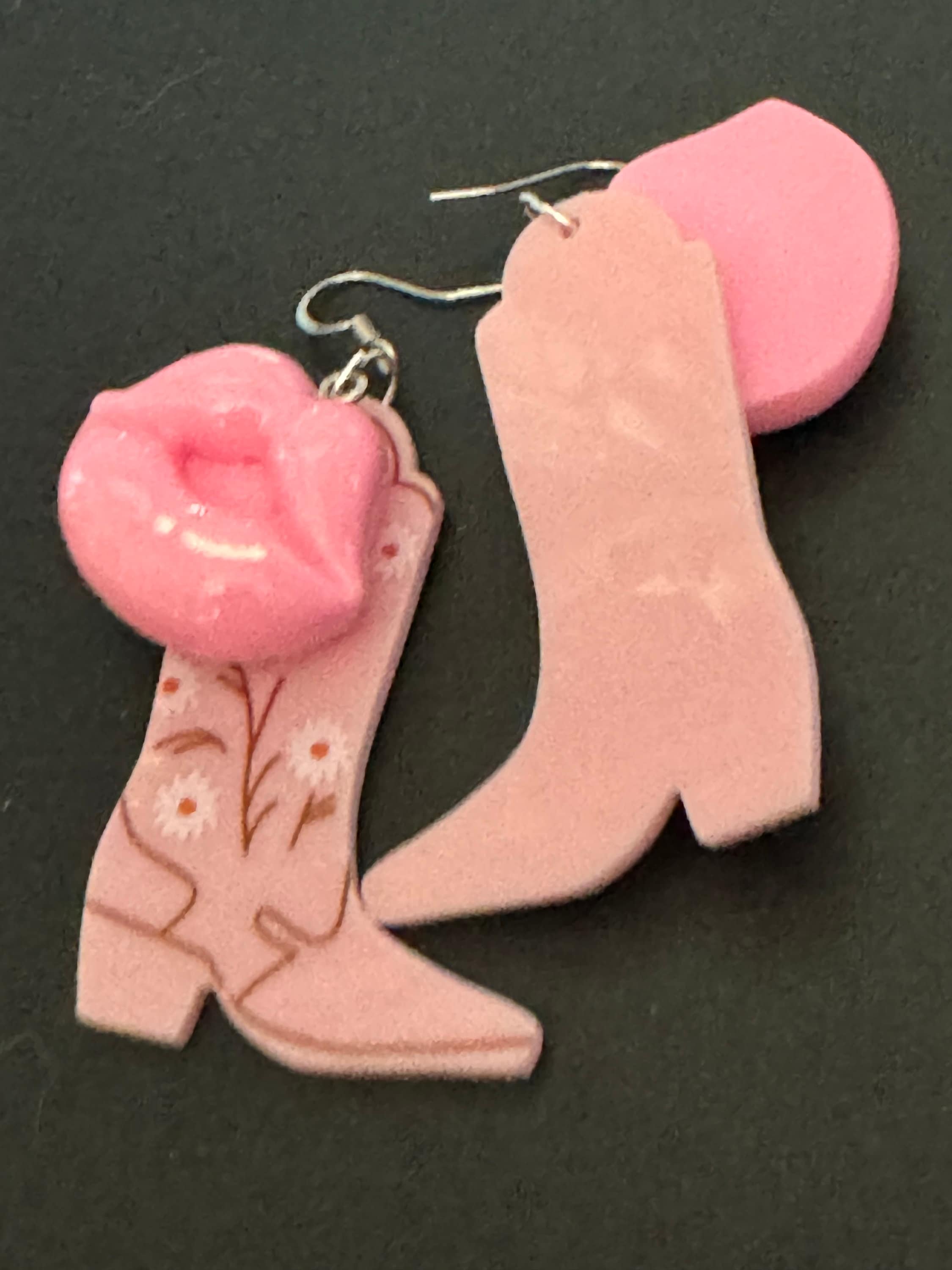 pink cowboy boot pink lips lipstick long dangly earrings gold tone dolly disco western jewellery