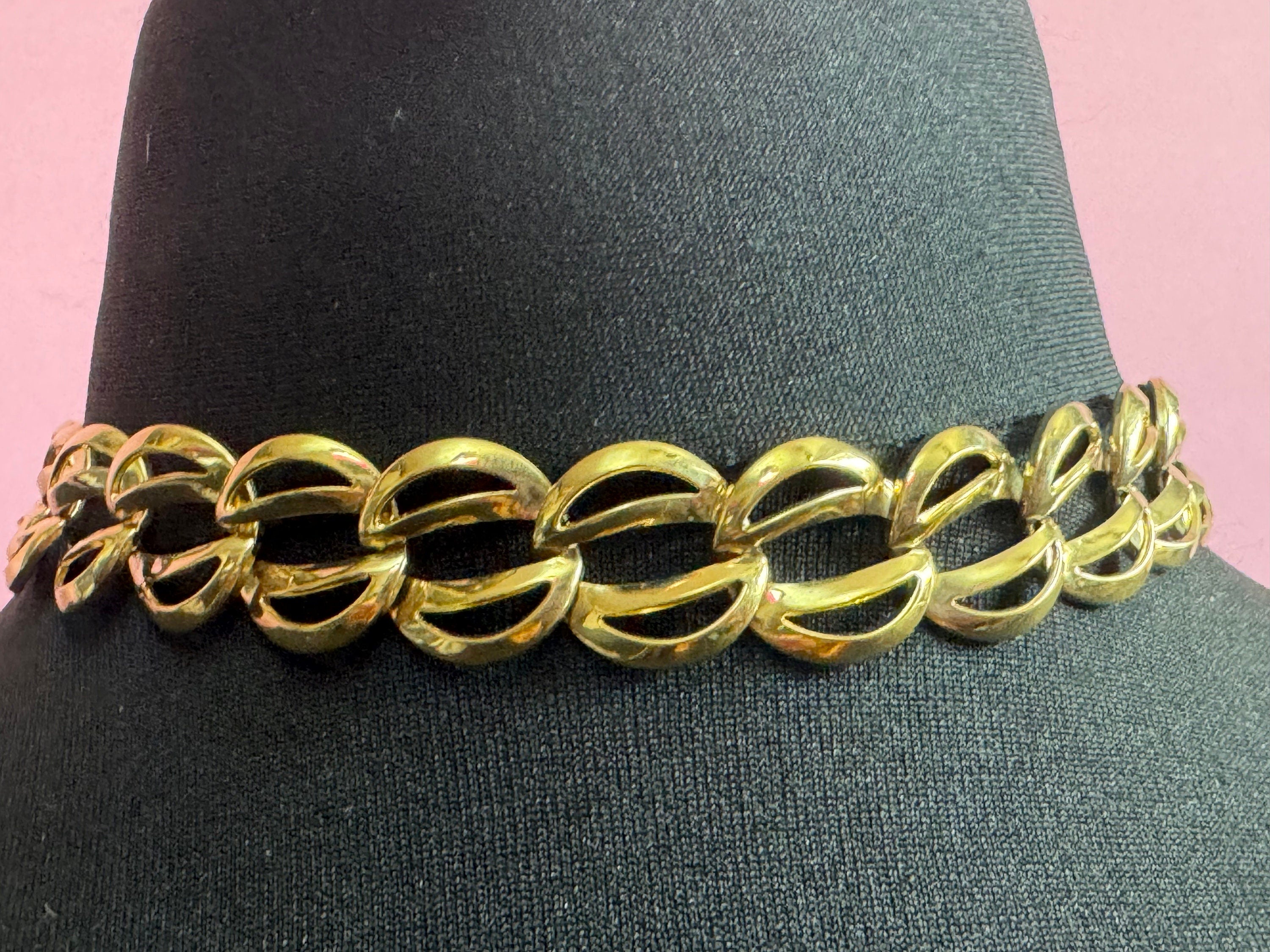Signed Napier Vintage gold wide Cable link wide choker collar necklace
