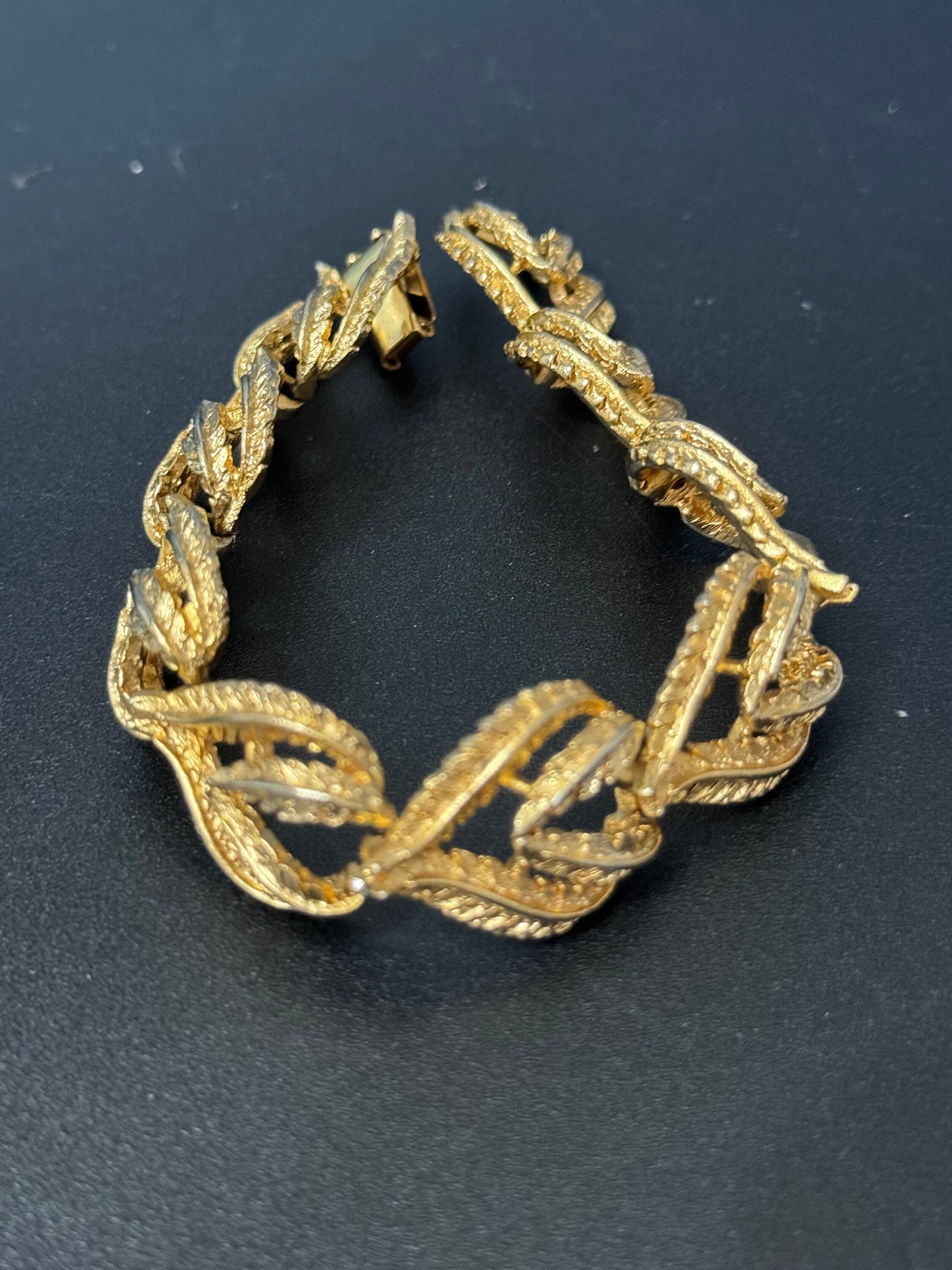 Vintage gold tone mid century floral Brushed panel link leaf bracelet 20cm