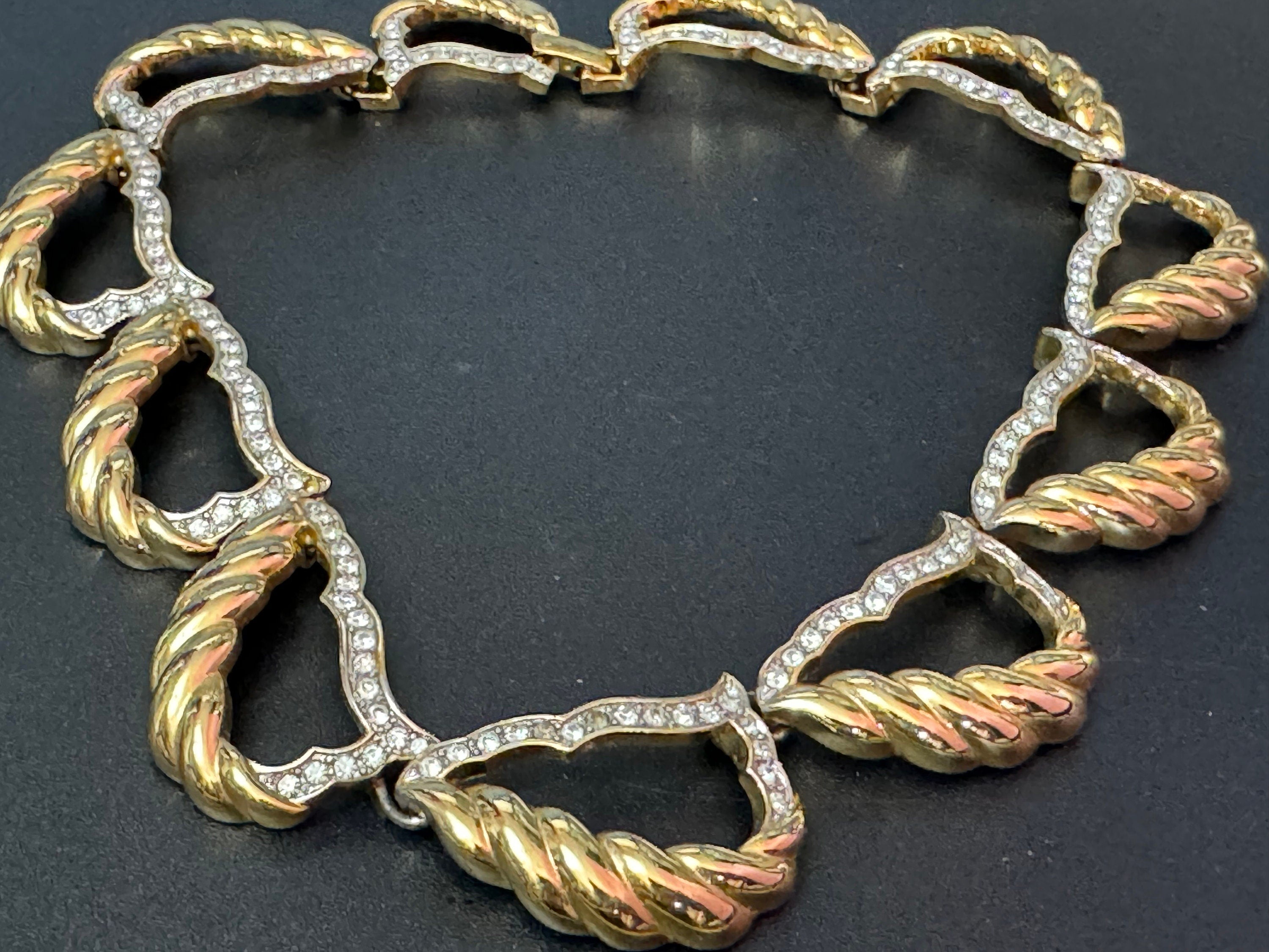 Signed BG Bergdorf Vintage chunky Wide Link gold tone crystal rhinestone collar necklace 1980s 40cm