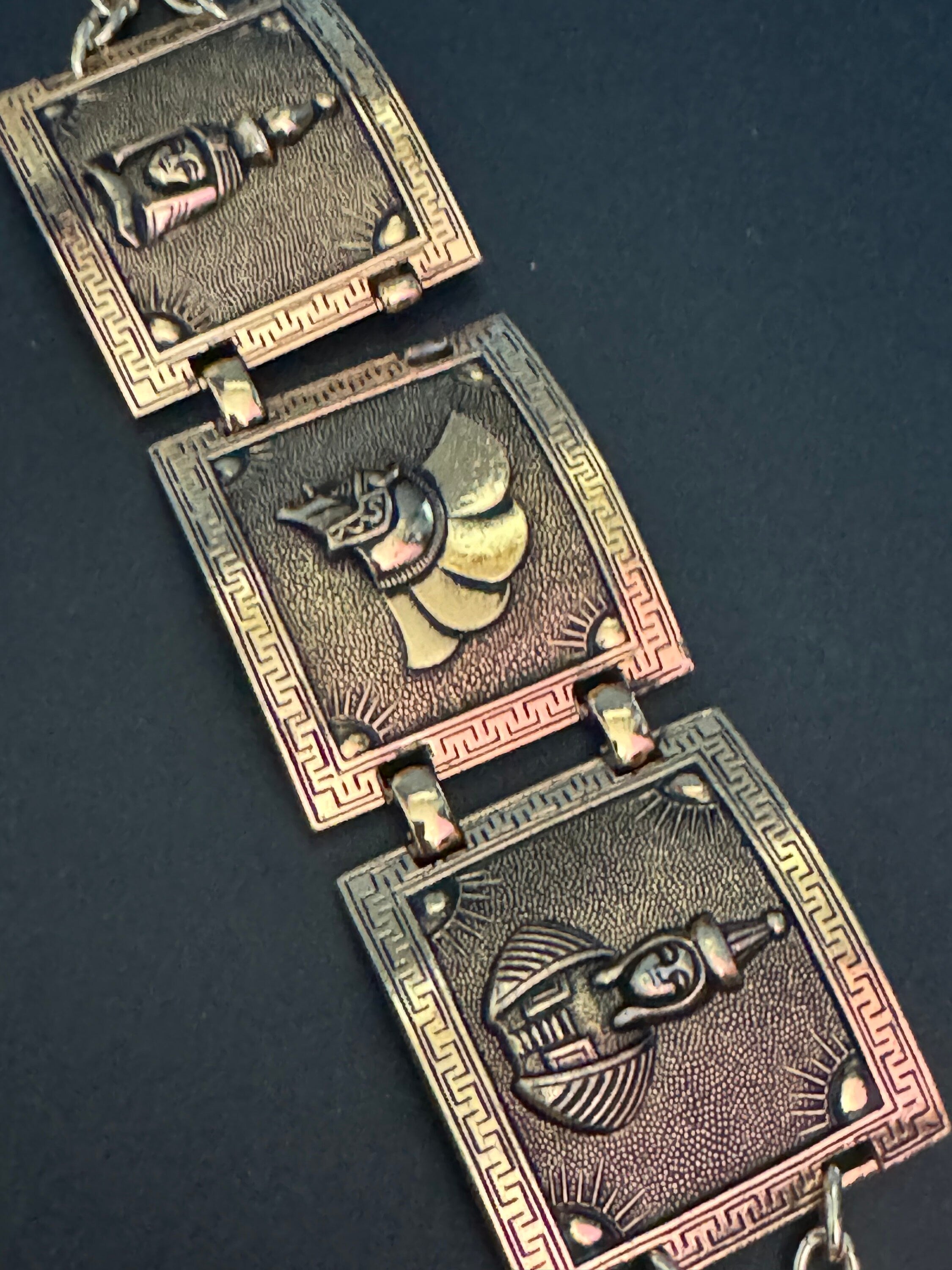 Egyptian revival Vintage copper Tone Souvenir tourist panel link bracelet lightweight aluminium souvenir from Egypt