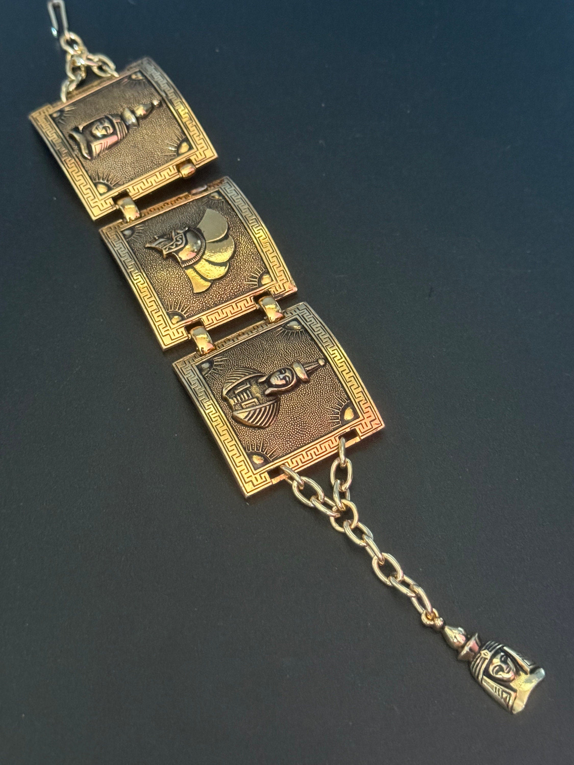 Egyptian revival Vintage copper Tone Souvenir tourist panel link bracelet lightweight aluminium souvenir from Egypt