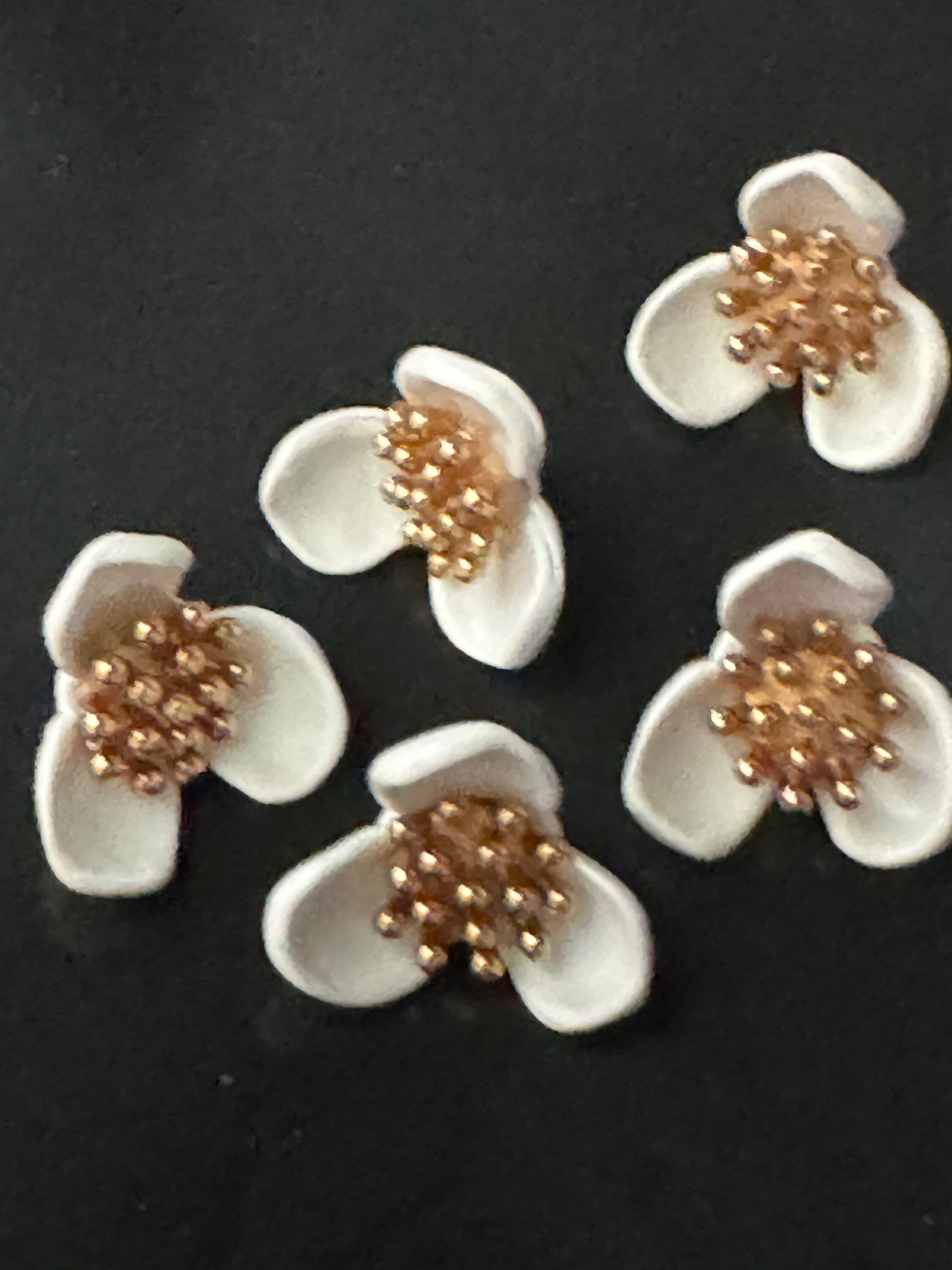 15mm black pink and white enamel flower metal buttons choice of colours in a pack 5
