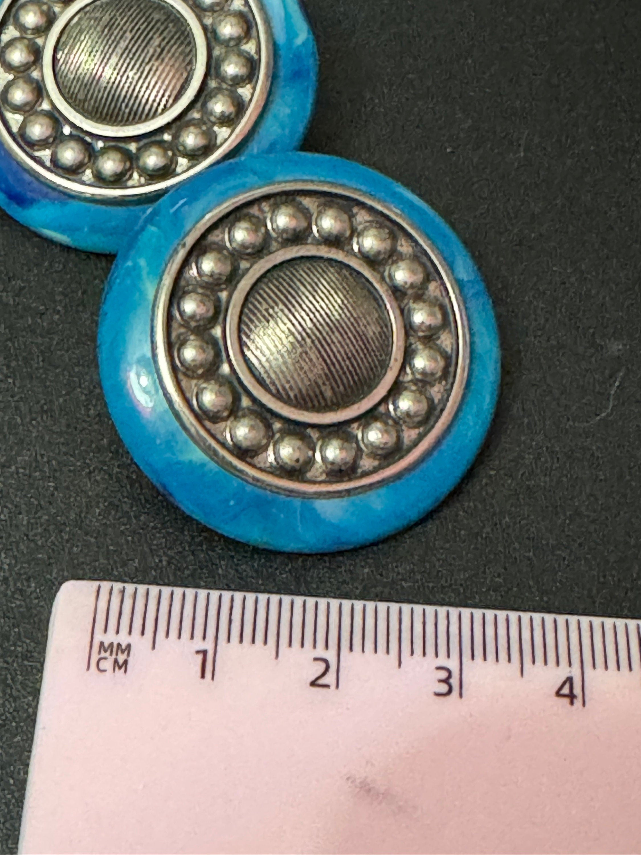 Signed made it Italy vintage oversized 4cm silver tone blue plastic clip on button earrings Etruscan style