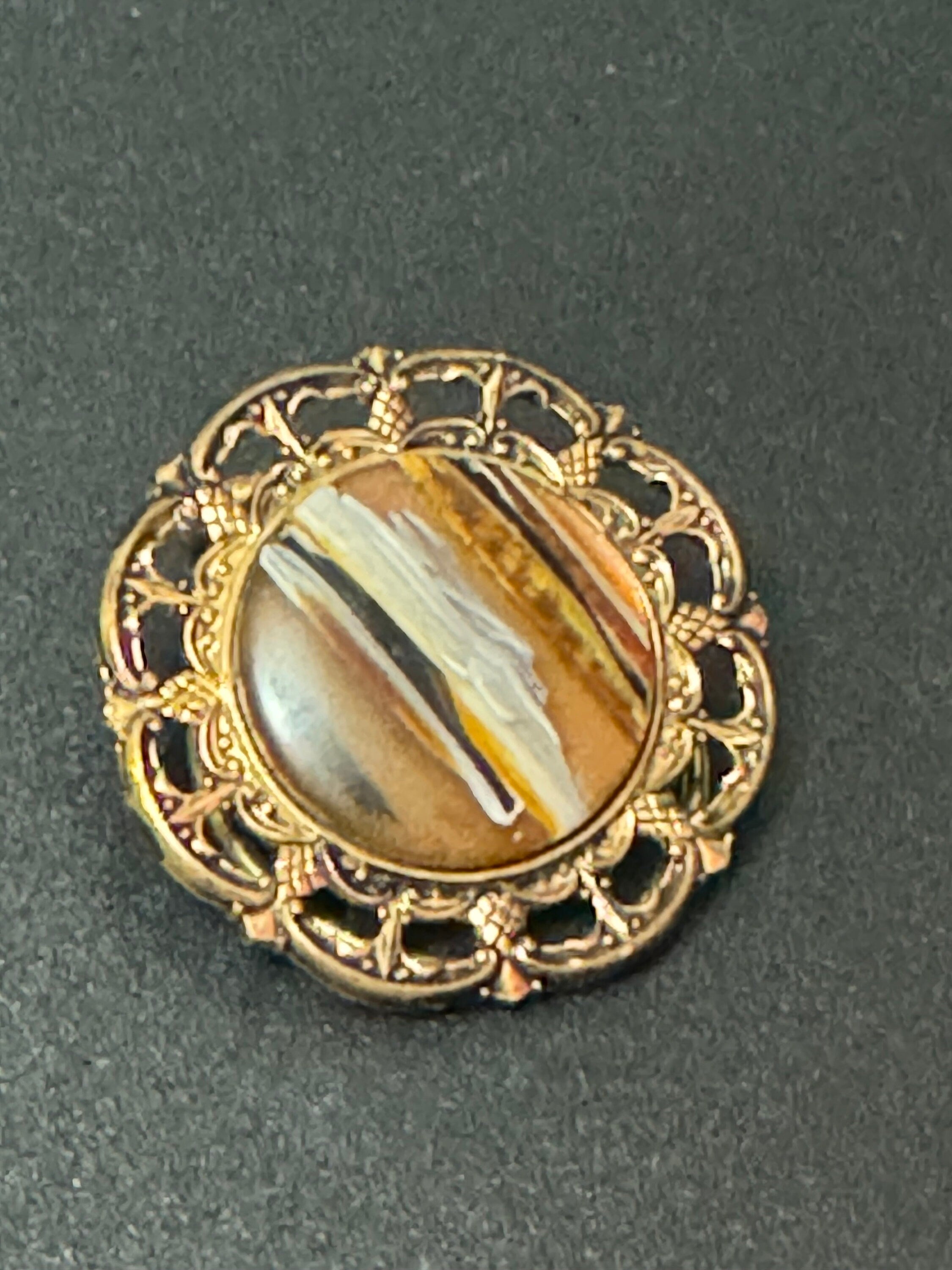 Vintage Gold Celtic Scarf Ring faux agate brown cabochon