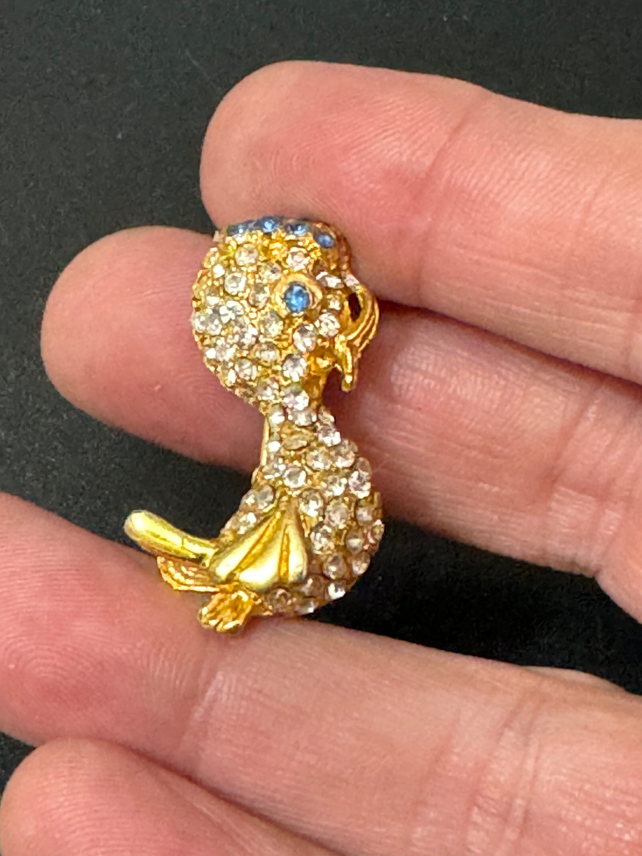 Novelty vintage duck brooch gold tone with clear diamanté and sapphire eyes