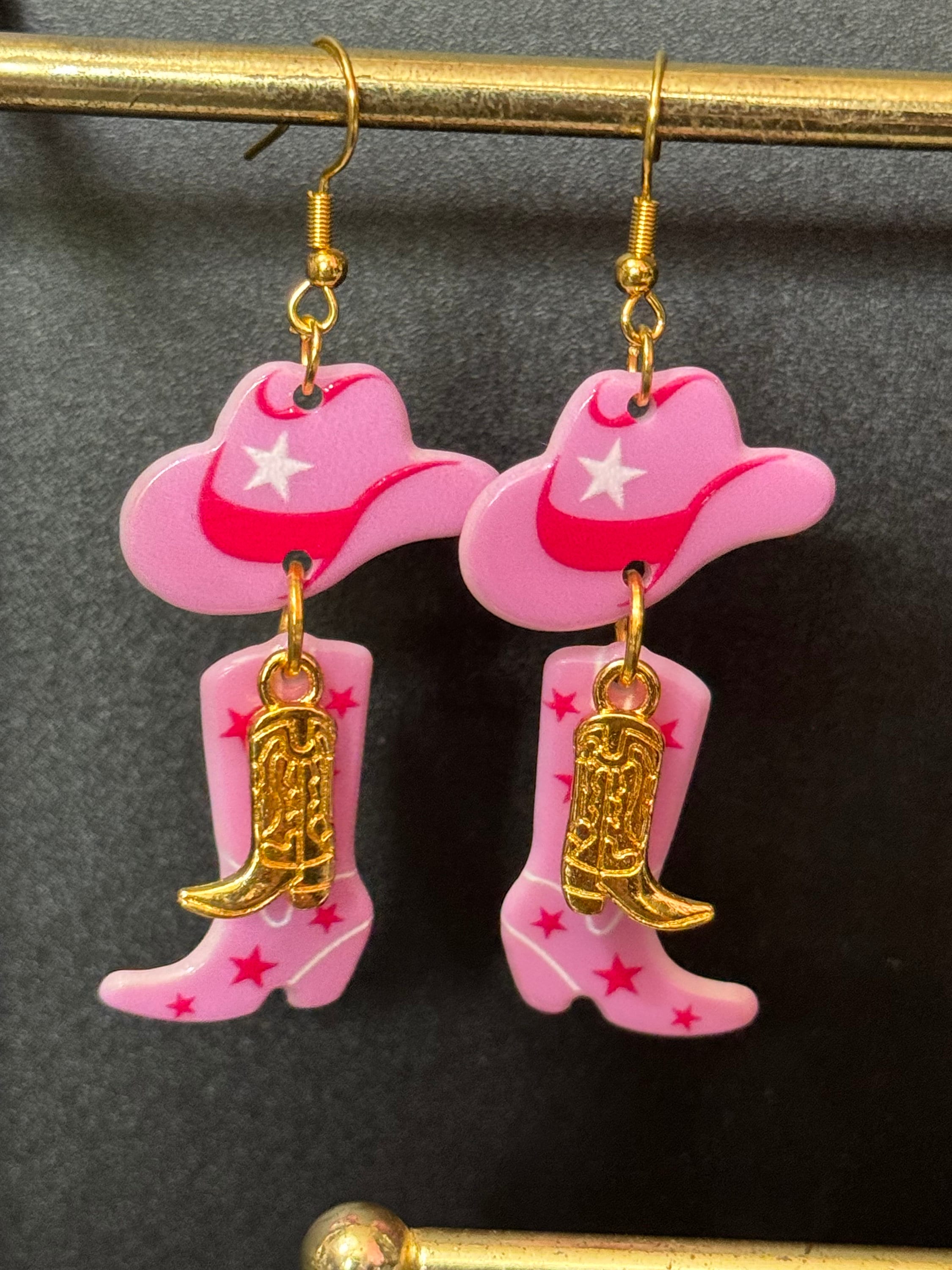 Cowgirl earrungs Western 2.0 pink cowboy boot and hat long dangly drops gold tone dolly disco jewellery
