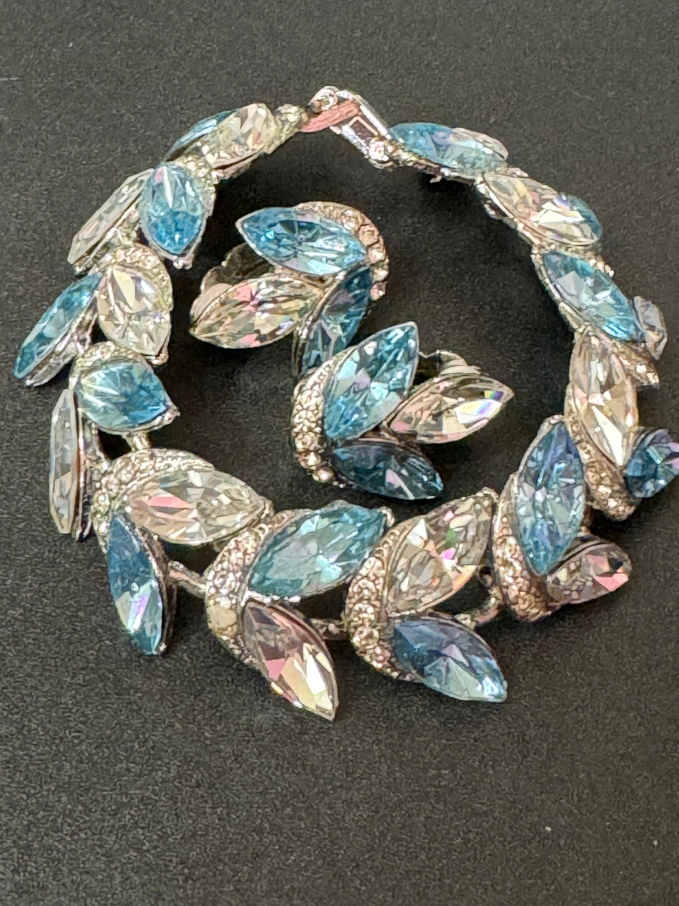 80s retro Diamanté silver tone chunky light sapphire blue glass rhinestone cocktail Bracelet and matching clip on earrings jewellery set