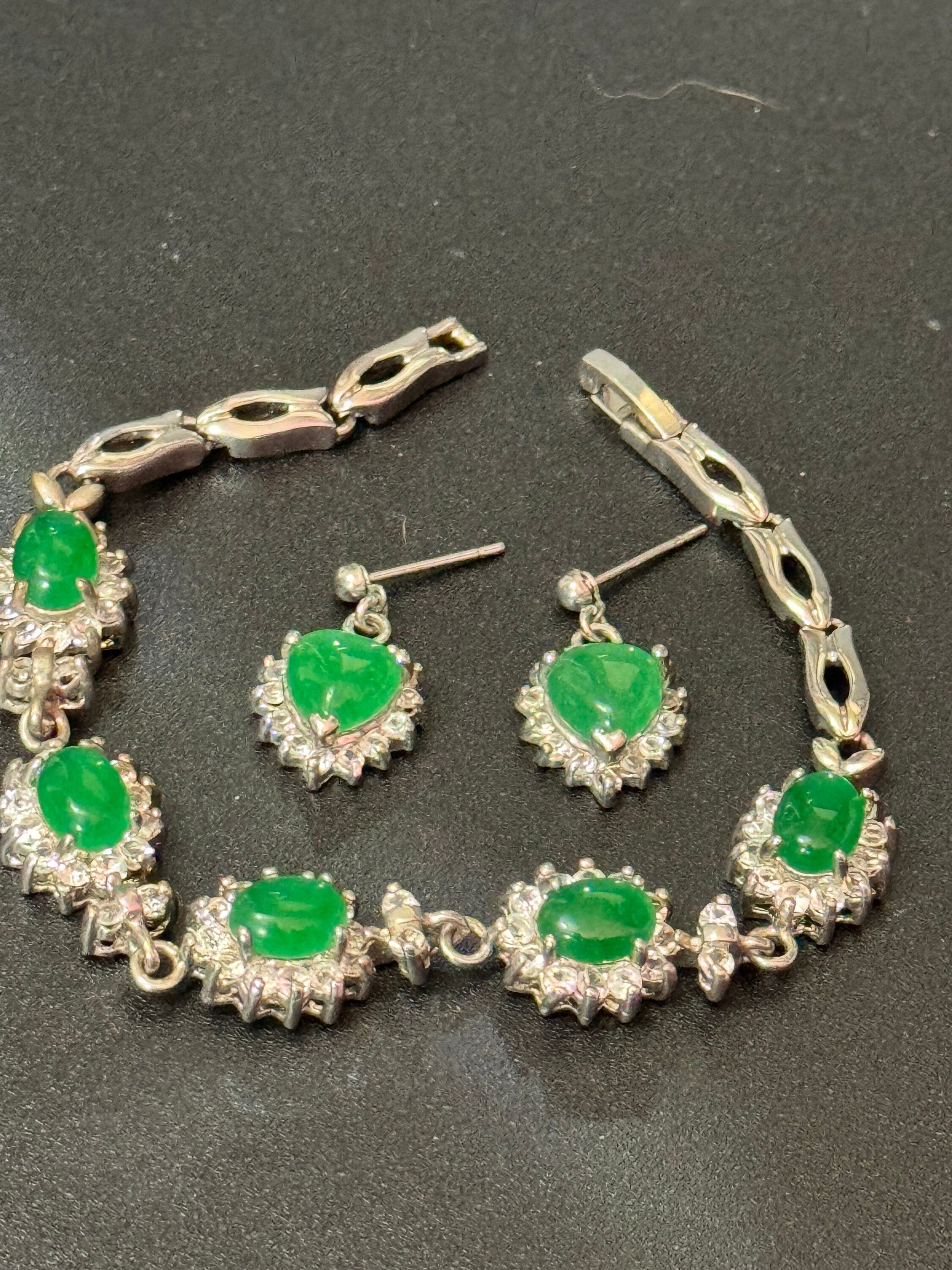 retro emerald green jade cabochon diamanté Crystal silver tone tennis bracelet and matching heart earrings pierced